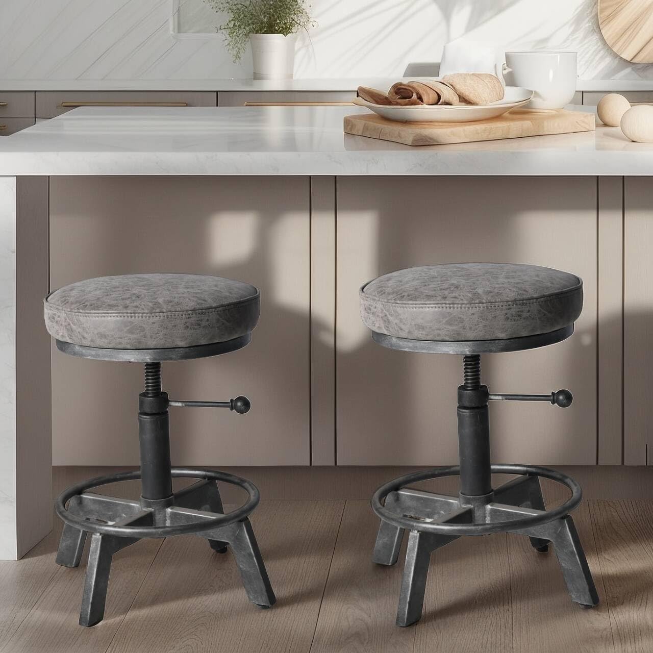 Vintage Short Bar Stools Swivel PU Seat 15-21inch Height Adjustable Extra Guest Chair Kitchen Island Counter Stool(Set of 2)