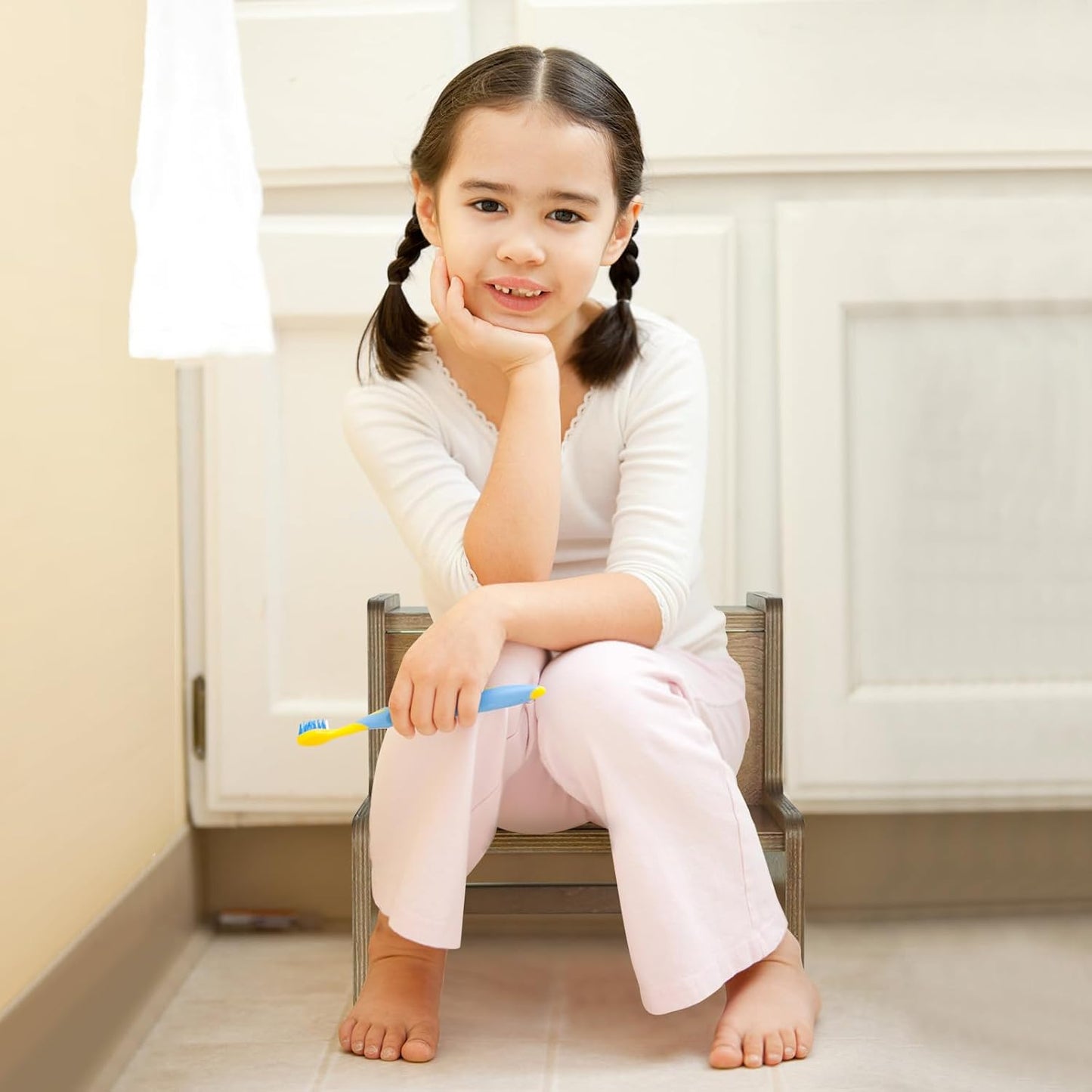 WOOD CITY Toddler Step Stool for Kids, Wooden Brown Two Step Children's Stool with Handles, Bonus Non-Slip Pads for Safety, Bathroom Potty Stool & Kitchen Step Stools Dual Height