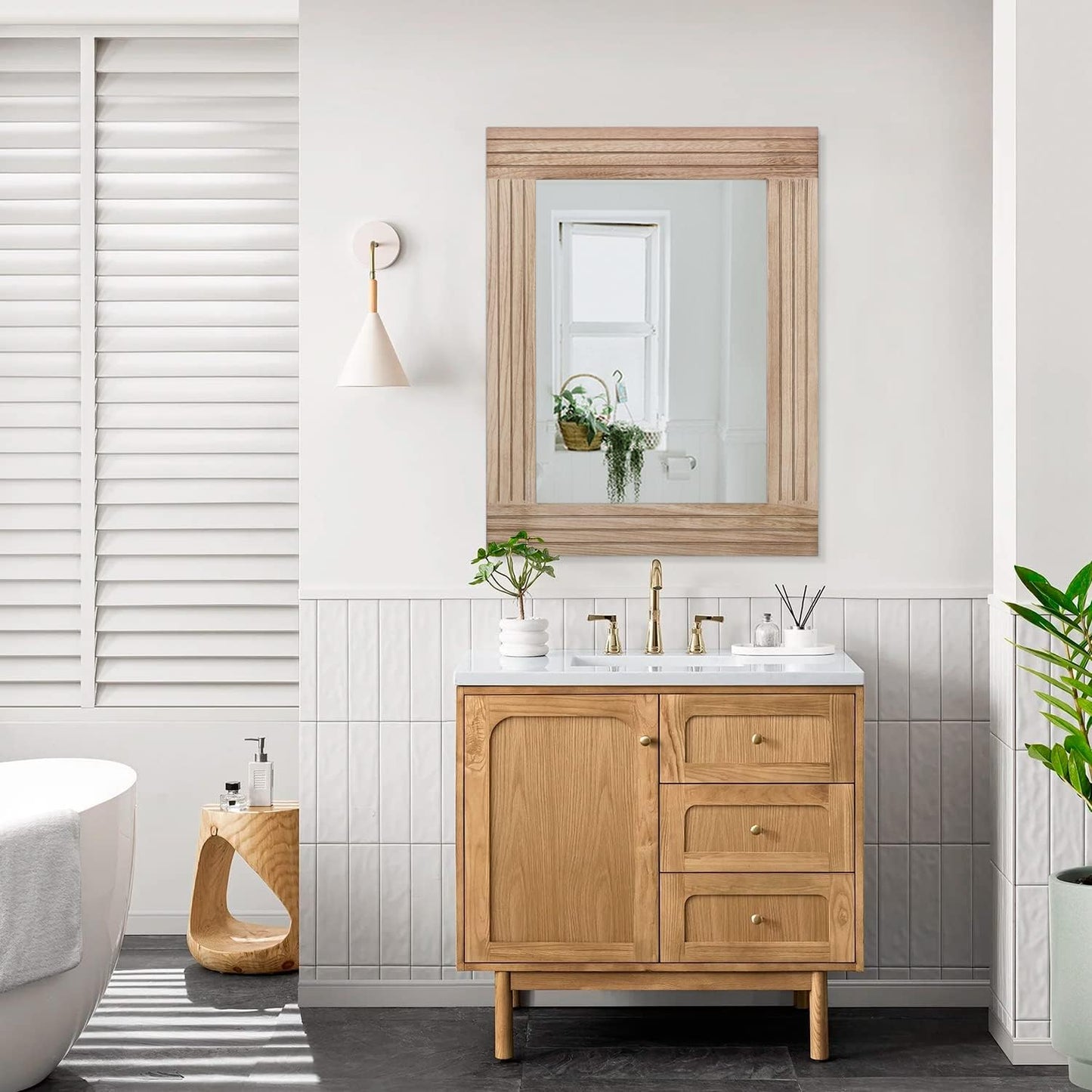 Rectangle Mirror Retro Wooden Wall-Mounted Mirrors Farmhouse Bedroom Bathroom Vanity Entrance Decorative Antique Hanging Mirror Large 26"x18"