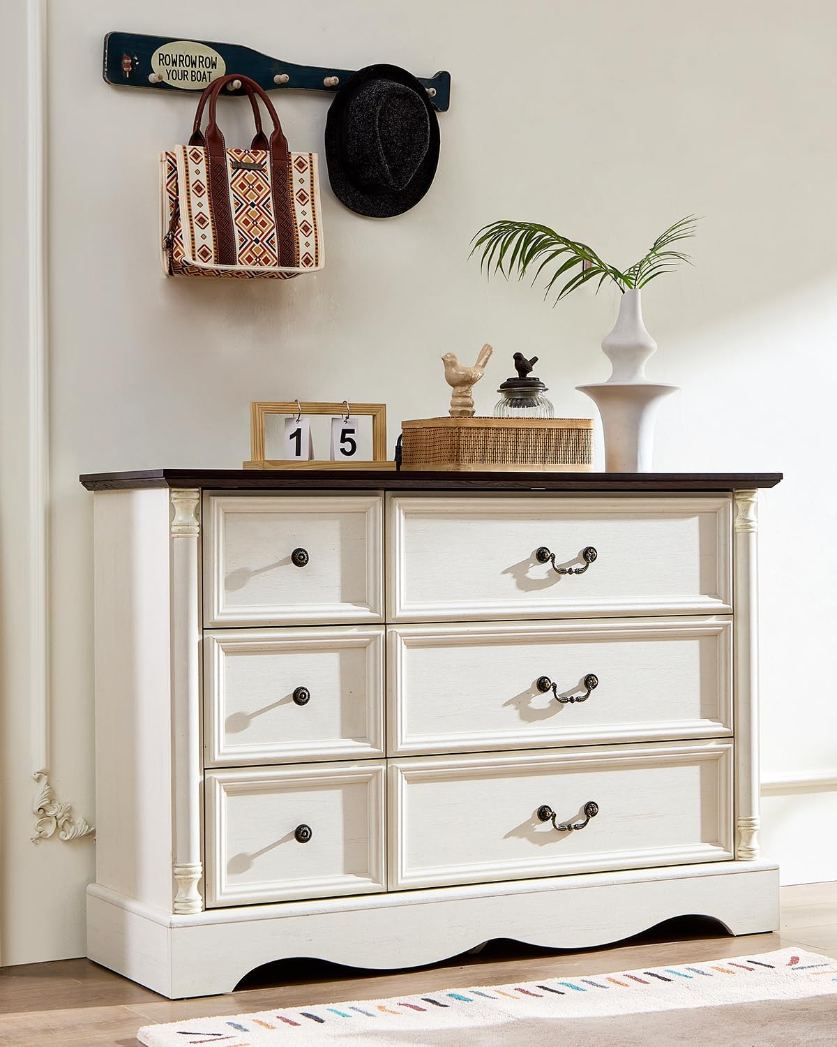 Farmhouse 6 Drawers Dresser for Bedroom with Charging Station, Wood Country Rustic Storage Dressers Organizer, Vintage Design Chest of Drawers for Bedroom, Living Room