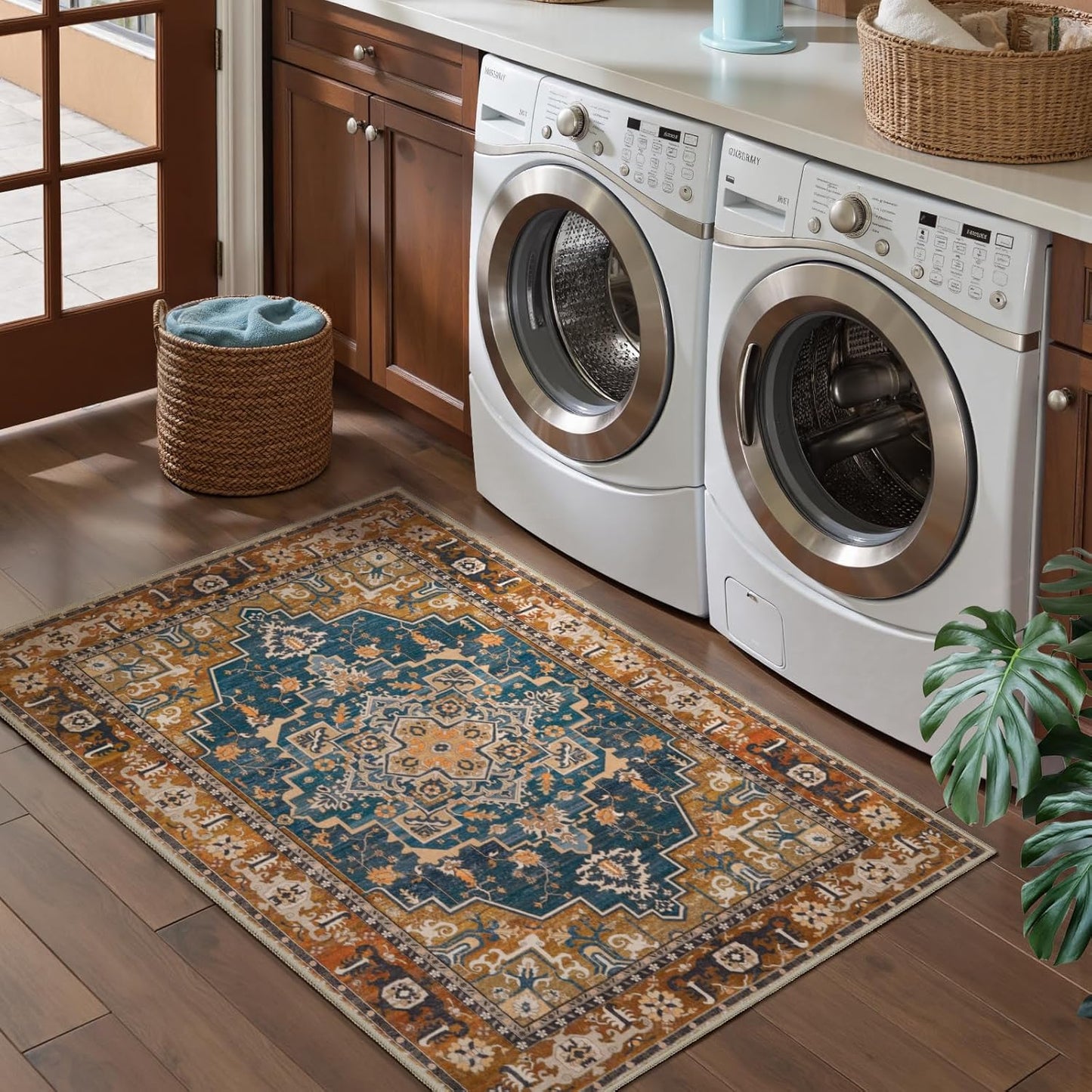 Tangsoo 2x3 Washable Rug for Entryway, Vintage Non Slip Small Area Rug, Indoor Front Door Rug, Print Distressed Door Mat Carpet, Soft Low Pile Rugs for Entrance Kitchen Bedroom Rusty Orange