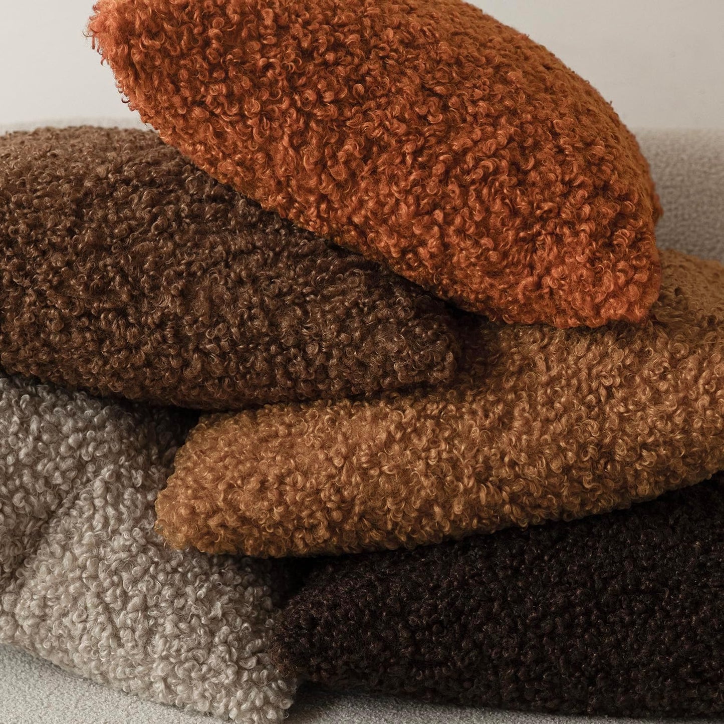 Foindtower 2 Pieces 22x22 Inch Burnt Orange, Faux Fur Throw Pillow Cover Accent Sherpa Furry Pillow Cover Fuzzy Soft Pillowcases Cozy Sheepskin Decorative Fleece Cushion Case for Bed Couch Living Room