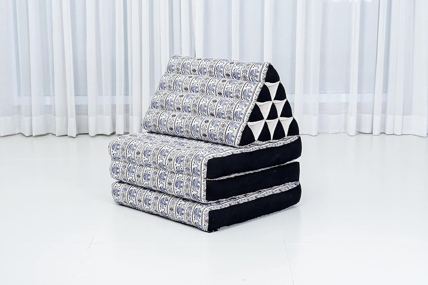 Leewadee - Comfortable Japanese Floor Mattress - Thai Floor Bed with Triangle Cushion - Futon Mattress - Thai Massage Mat, 67 x 21 inches, Blue White, Kapok Filling
