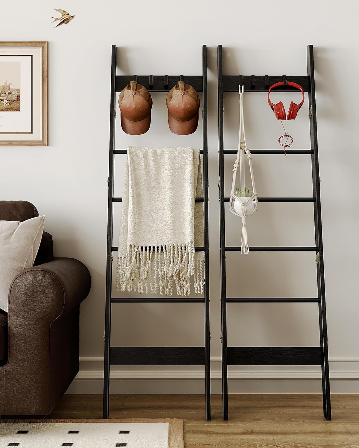 Blanket Ladder for Living Room, Decorative Quilt Rack with 4 Removable Hooks, 6-Tier Farmhouse Ladder Holder Shelf Organizer for Bedroom, Black BR31504B