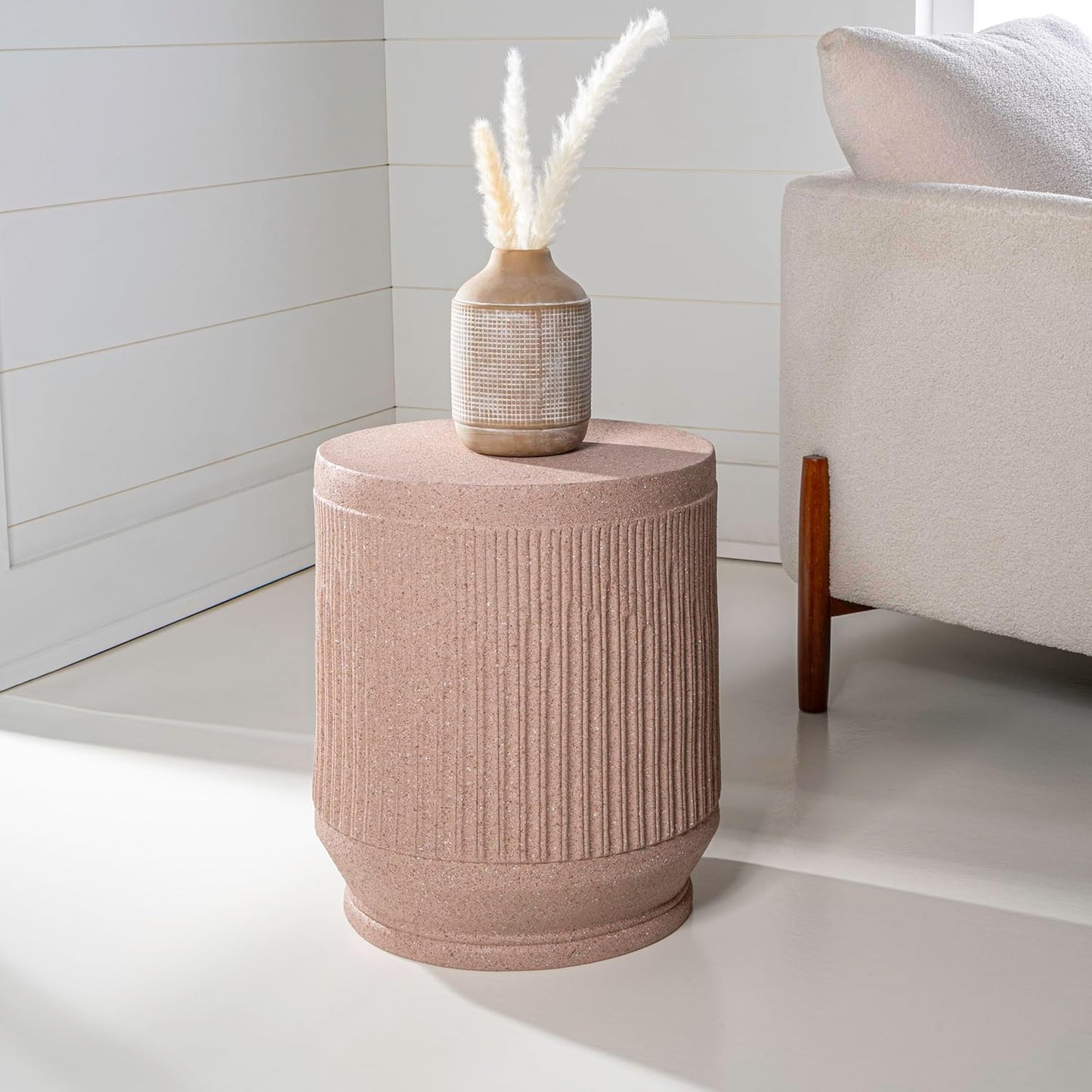 JONATHAN Y TBL1103B Kline 17.5" Mid-Century Modern Brutalist Indoor/Outdoor Accent Table Art Deco, Minimalist, Contemporary, Patio, Garden, Bathroom, Living Room, Pink Terrazzo Finish