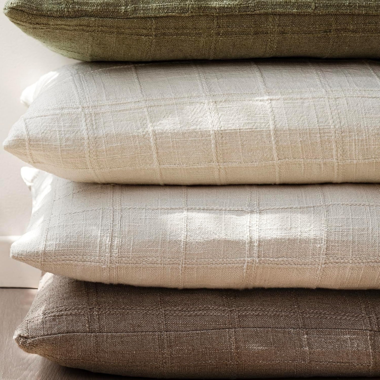 Foindtower Set of 2 Decorative Linen Check Throw Pillow Covers Neutral Farmhouse Vintage Cushion Covers Modern Boho Home Decor for Sofa Chair Couch Bedroom Living Room Outdoor,18×18 Inch,Taupe Grey