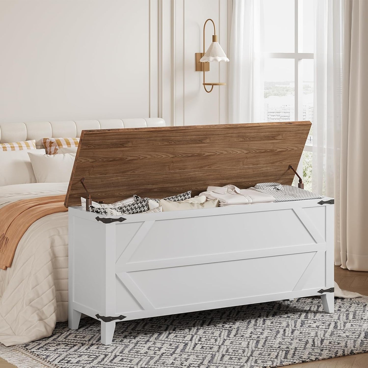 HOOBRO 47.2" Toy Box, Storage Chest with Safety Hinges, Toy Chest Storage, Wooden Storage Bench for Bedroom, Living Room, White and Walnut WH16CW01