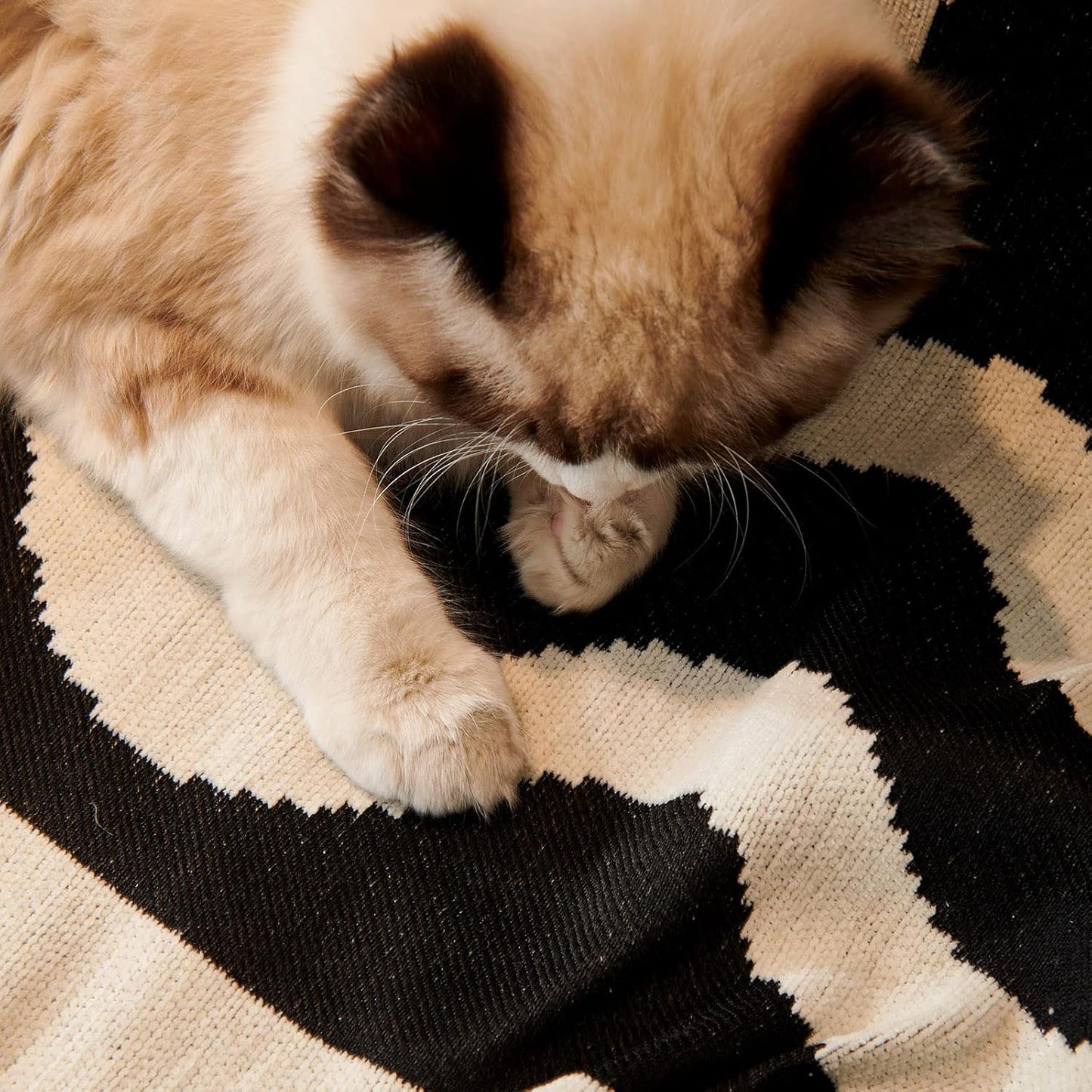 STACYPIK Reversible Boho Couch Cover Ivory Black Futon Armchair Slipcovecrs Anti-Slip Sofa Cover for Dogs Cats Geometric Triangle Couch Cover Versatile Furniture Protector for 2 Cushion Couch-71X102IN