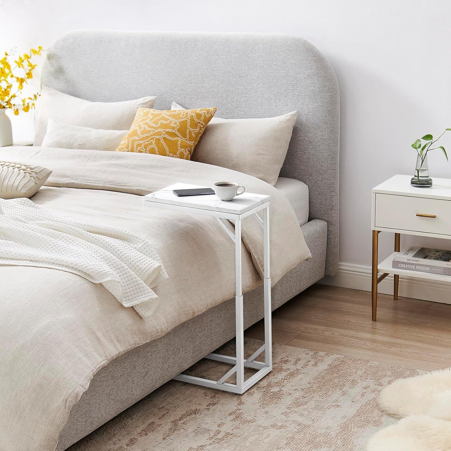 C-Shaped End Table, Small Sofa Table with Metal Frame, Adjustable Height Side Table for Couch, Living Room, Bedroom, Bedside (Silver, Large)