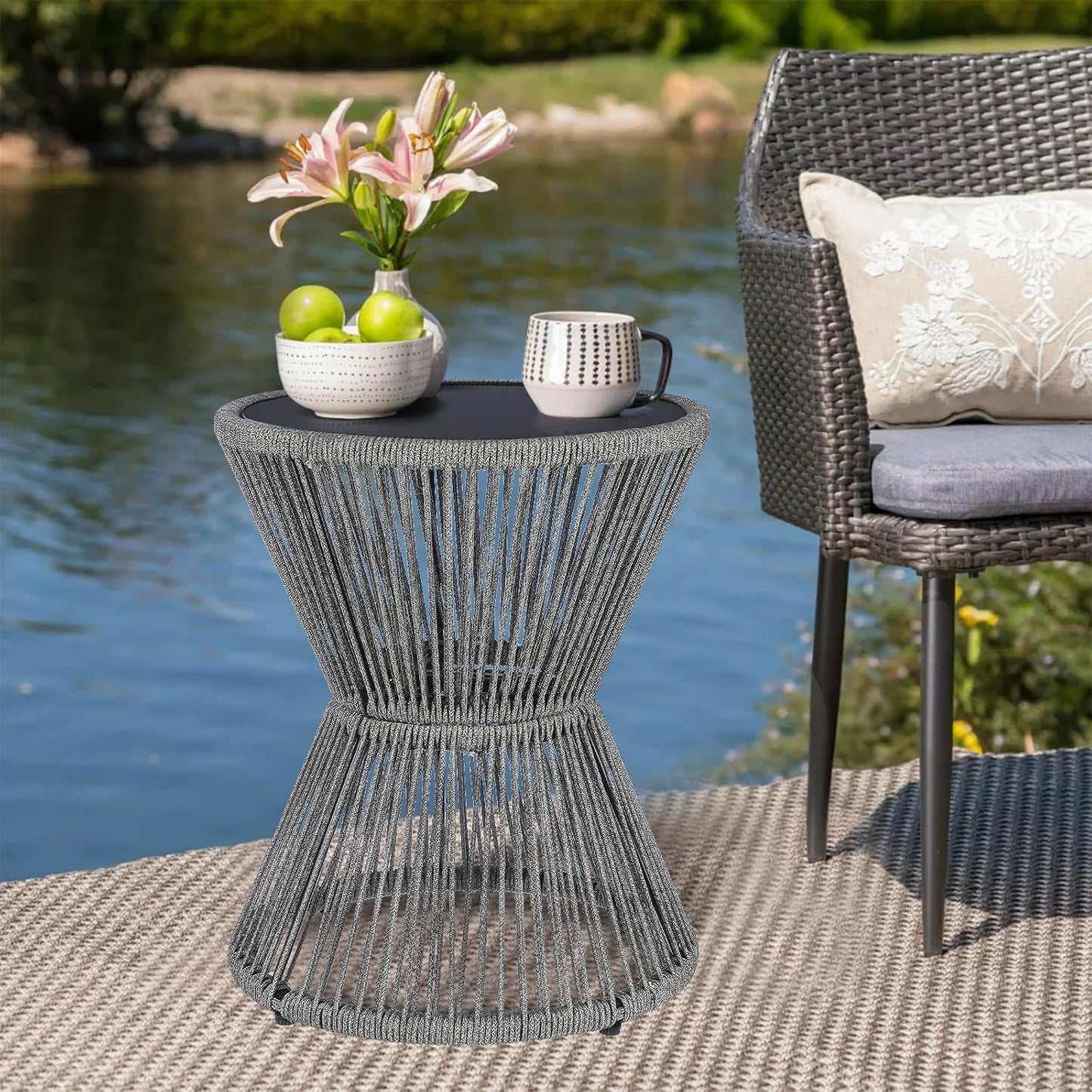 LEWIS&WAYNE Small Outdoor Side Table Patio 20’’ H Woven Rope Hourglass End Table with Glass Top Round Coffee Table for Living Room Outdoor Patio Backyard Poolside (Gray)