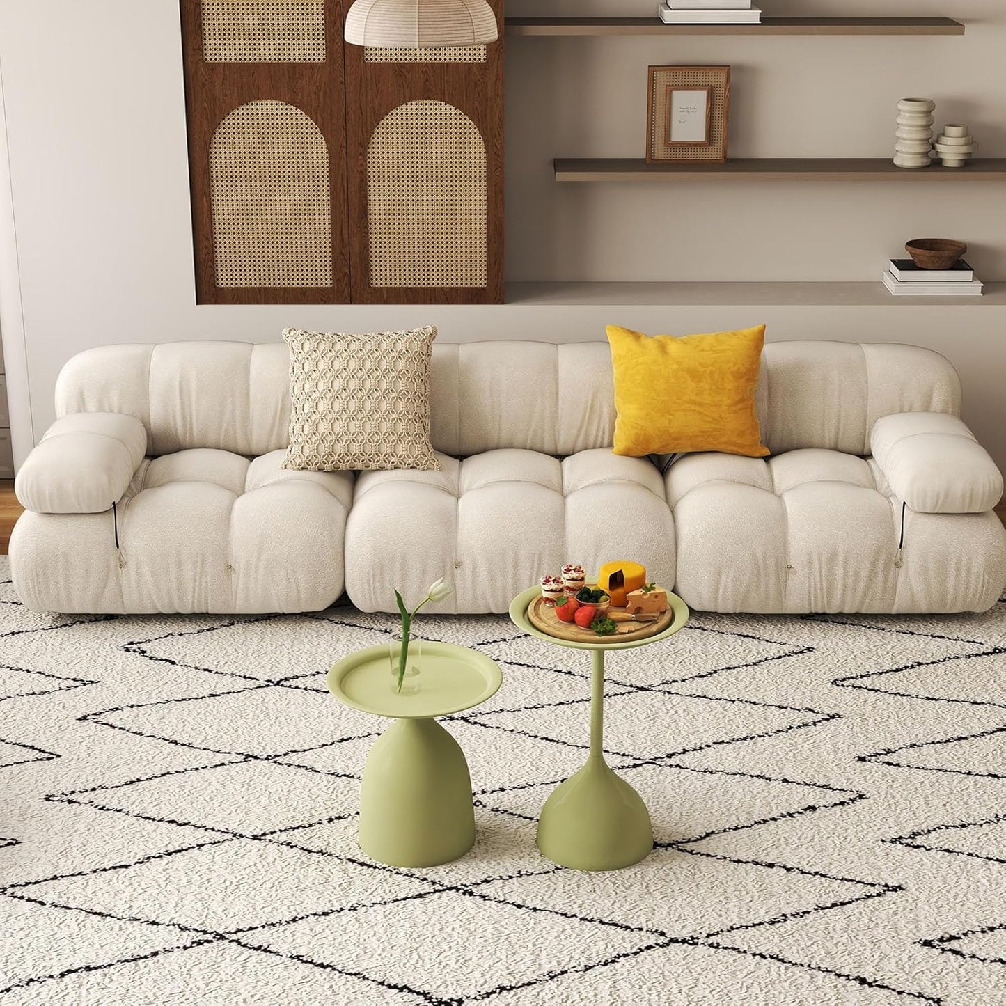 hitsuki Green Nesting Coffee Table Set of 2 Funky Colorful Round Metal End Side Tables for Living Room Sofa Retro Modern Pedestal nightstand Cute Matte Cream Green Side Table