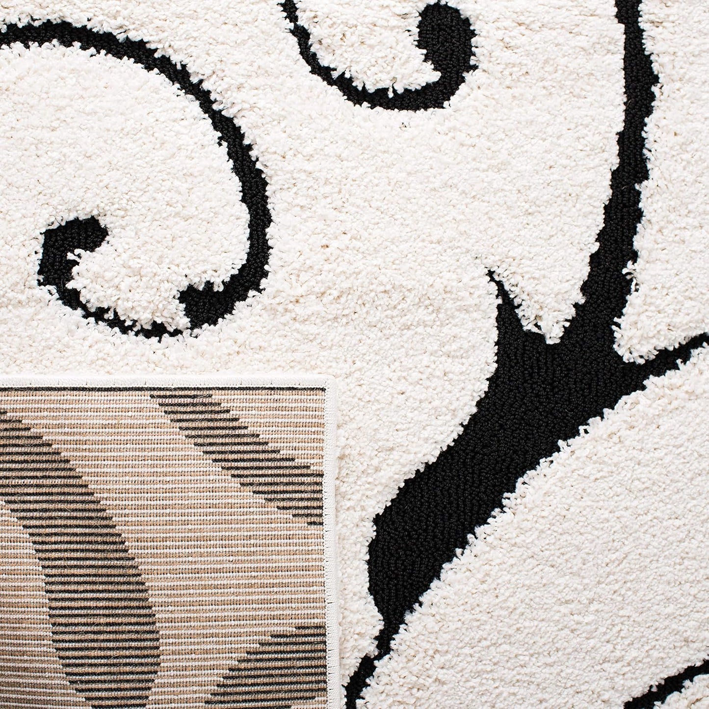 SAFAVIEH Florida Shag Collection Accent Rug - 4' x 6', Ivory & Black, Scroll Design, Non-Shedding & Easy Care, 1.2-inch Thick Ideal for High Traffic Areas in Foyer, Living Room, Bedroom (SG455-1290)