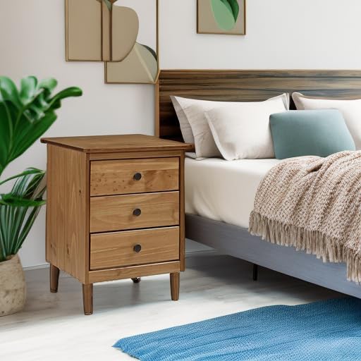 Walker Edison Traditional Wood 3 Drawer Nightstand Side Table Bedroom Storage Drawer and Shelf Bedside End Table, 18 Inch, Caramel