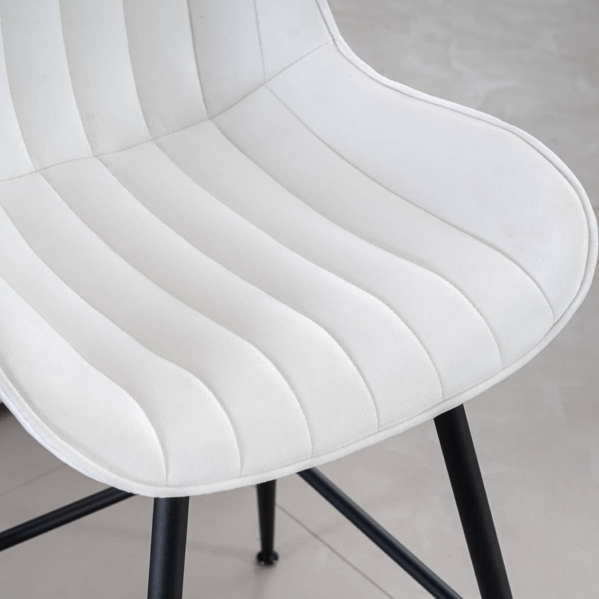 24’’ Bar Stools Set of 2 Modern Barstools White Bar Stools with Fabric Upholstery Counter Height Bar Stools with Low Back Stools for Kitchen Counter, Bar, Pub, Cafe (White).