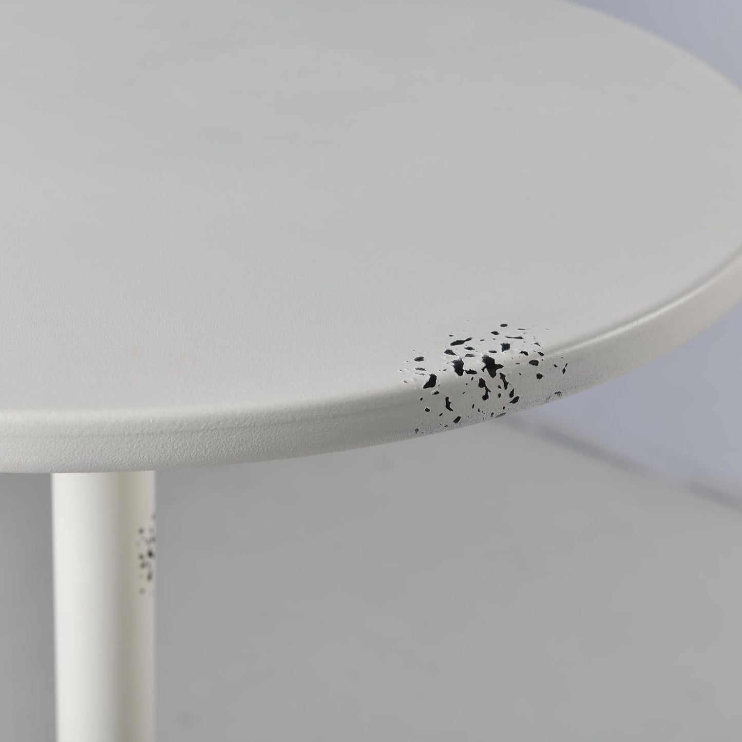 Diwhy Industrial Pub Table 23.6" Iron Round Desktop 37.4" Height Cast Iron Bar Table Antique White