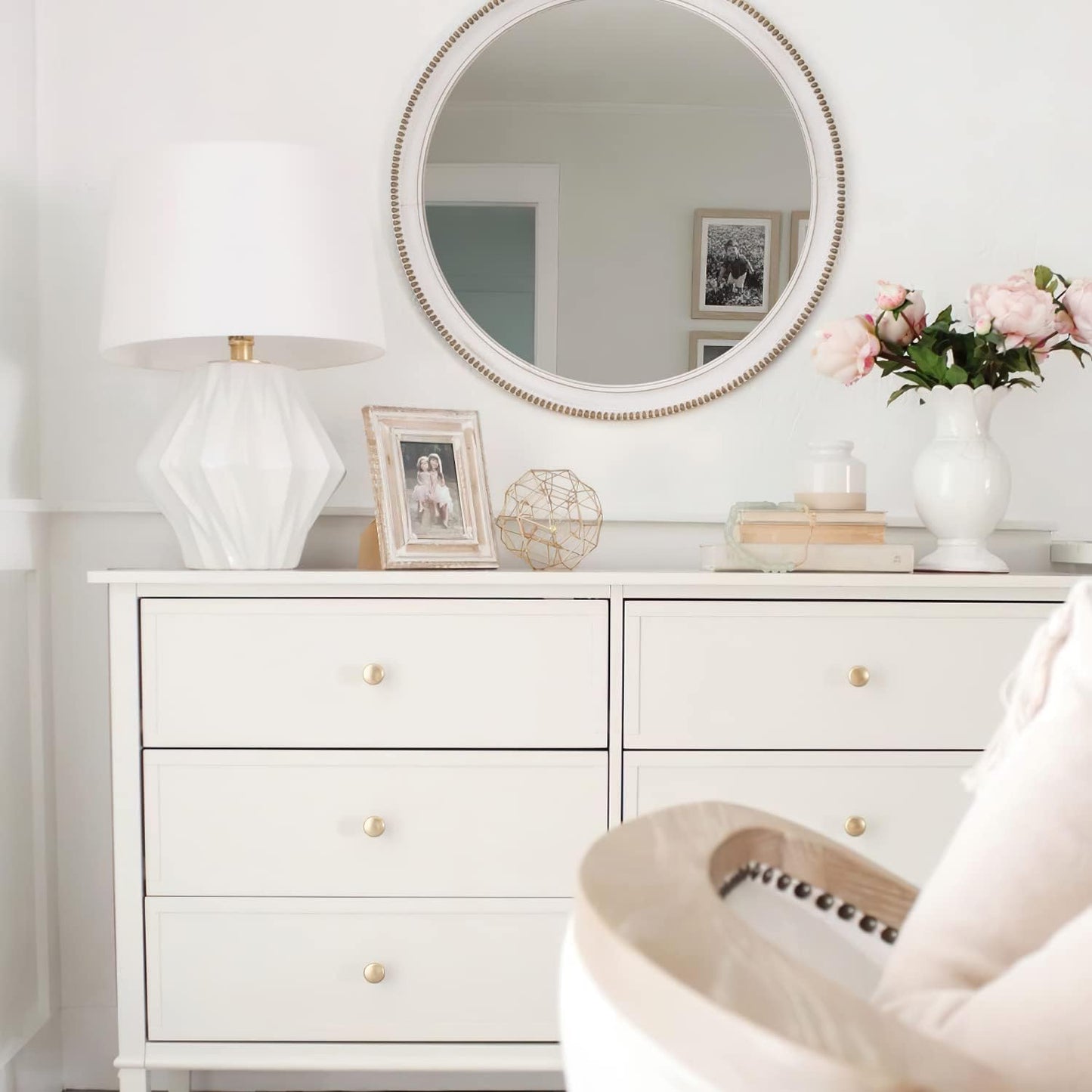 sawsile Wood Circle Mirror,Rustic Farmhouse Wall Mirror 32 inch Round Morden Decoration Wood Large Mirror White Accent Mirror for Bedroom,Living Room