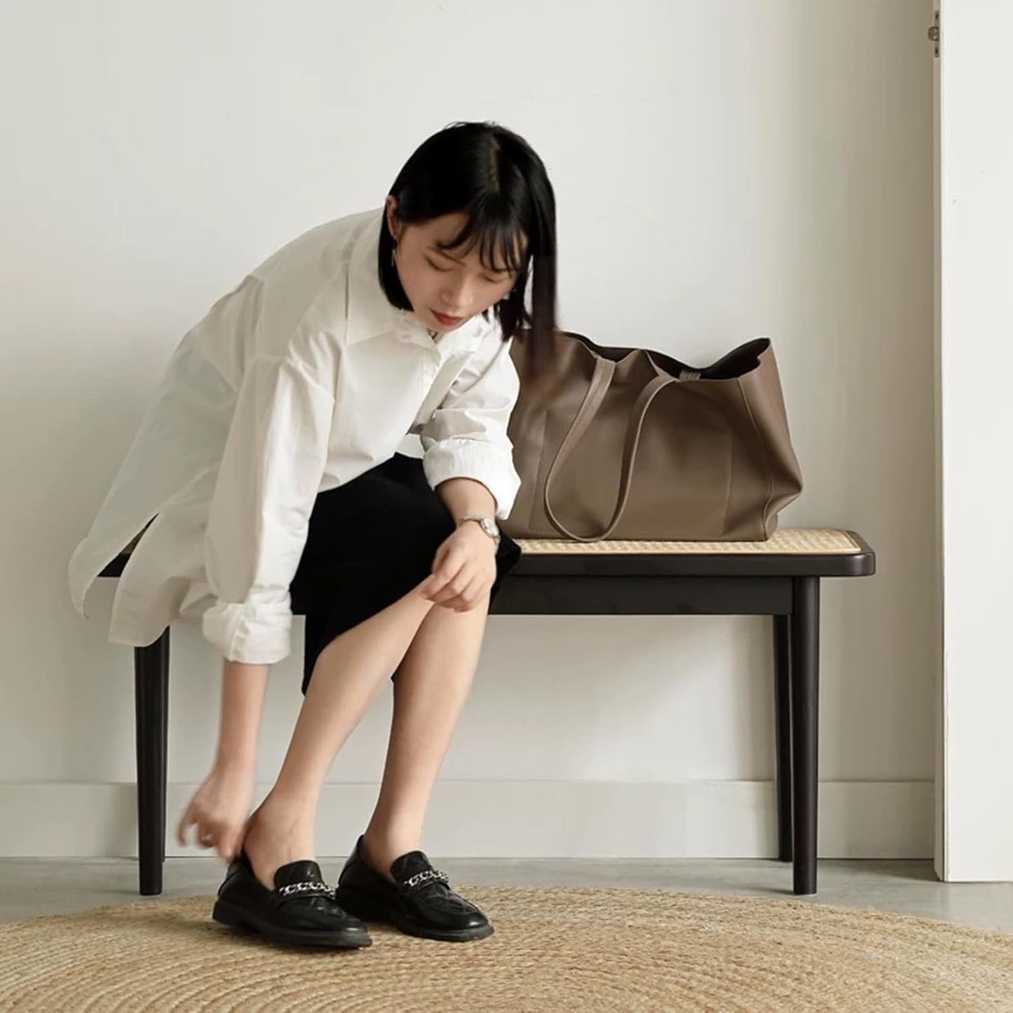 Entryway Bench, Solid Wood Kitchen Dining Bench, Mid Century Modern End of Bed Bench with Rattan Woven Top for Bedroom, Dining Room, Entry Way, 39.4" L x 11.2" W x 17.7" H, Black