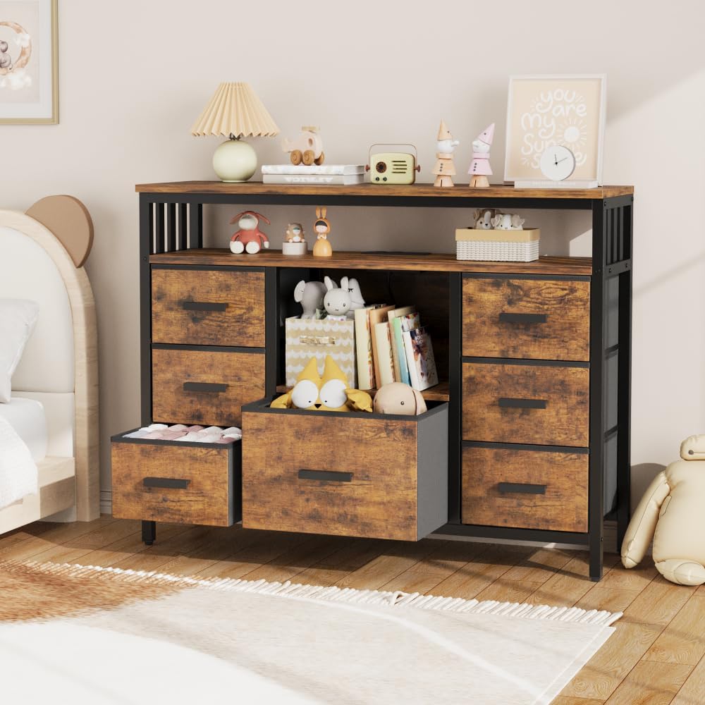 7 Drawer Dresser TV Stand with Power Outlets and LED Lights, Entertainment Center with Open Shelf, Media Console for 50“ TV, Dresser for Bedroom (Brown)