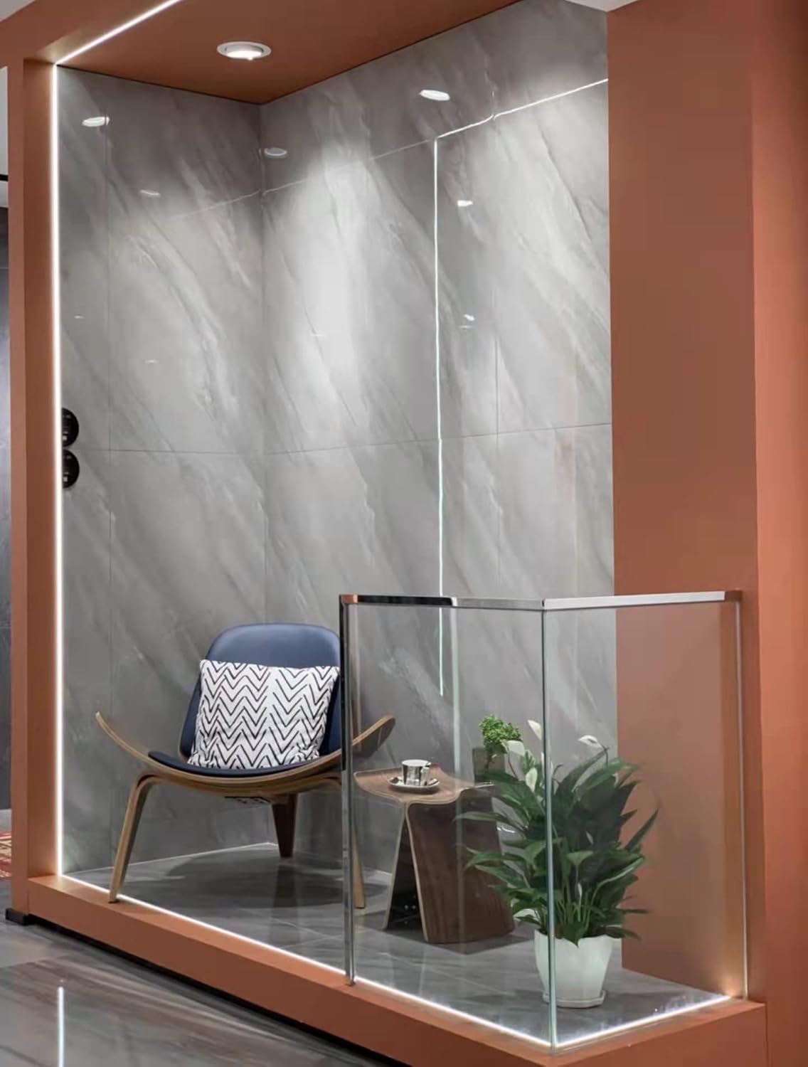 Hans Wegner Style Three- Legged Shell Chair Ash Plywood White Faux Leather Accent Chair Living Room Furniture Mid-Century Modern Shell Chair (Wood Color-Black)