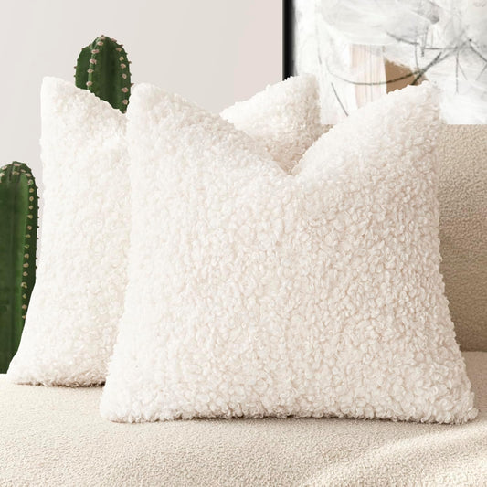Foindtower 2 Pieces 20x20 Inch White, Faux Fur Throw Pillow Cover Accent Sherpa Pillow Fuzzy Soft Pillowcases Sheepskin Decorative Fleece Cushion Case for Bed Couch Living Room
