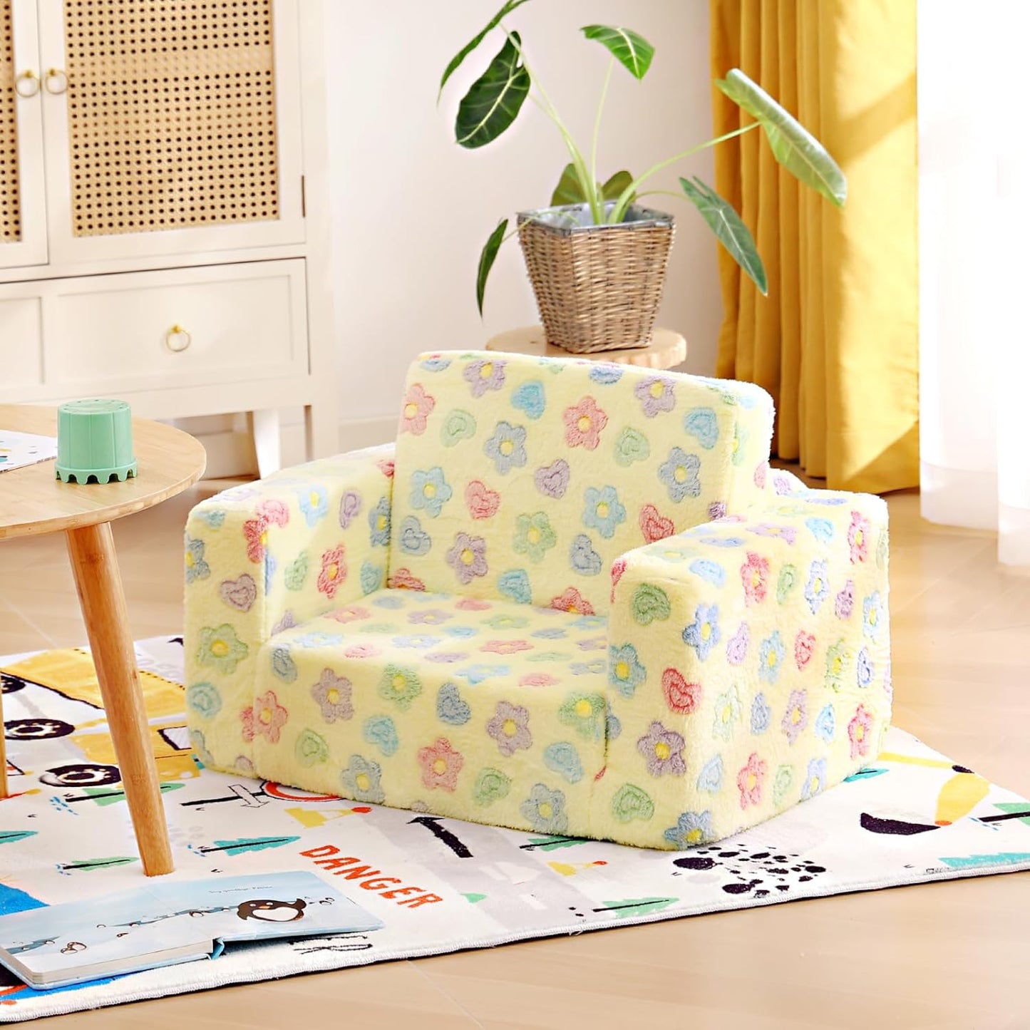 Tiita 2-in-1 Kids Sofa, Convertible Children Couch to Lounger, Flip Out Kids Chair, Toddler Armrest Chair Bed, Folding Kid Play Sofa for Girl or Boy, Flower