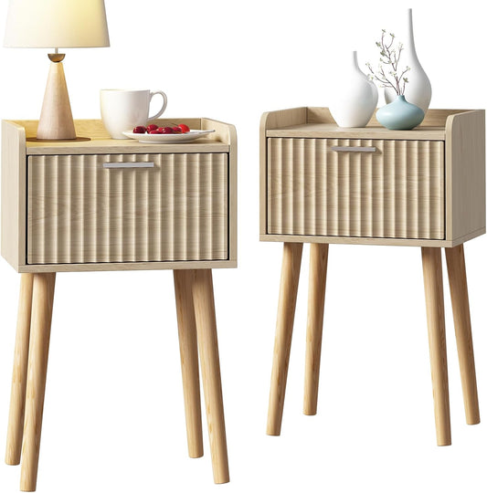 LAATOOREE Nightstand Set of 2, Small Bed Side Table with Fluted Door, End Table with Solid Wood Legs, Mid-Century Bedside Table for Bedroom Small Space