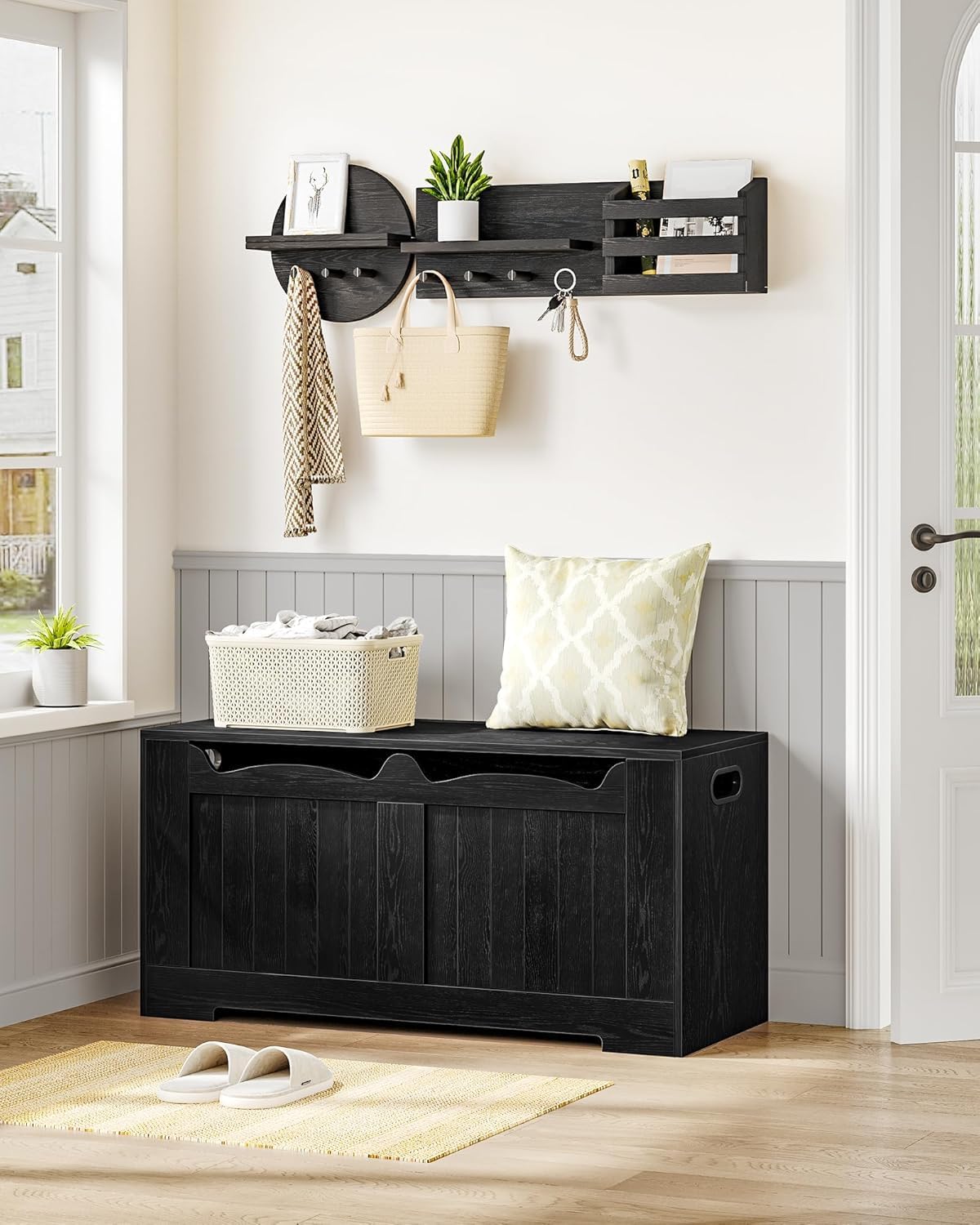 43.3" Storage Chest, Extra Large Storage Bench Trunk with 2 Safety Hinges, Wooden Box, Lift-Top Chest Organizer, Shoe Bench for Entryway, Bedroom, Living Room, Black SB25504X