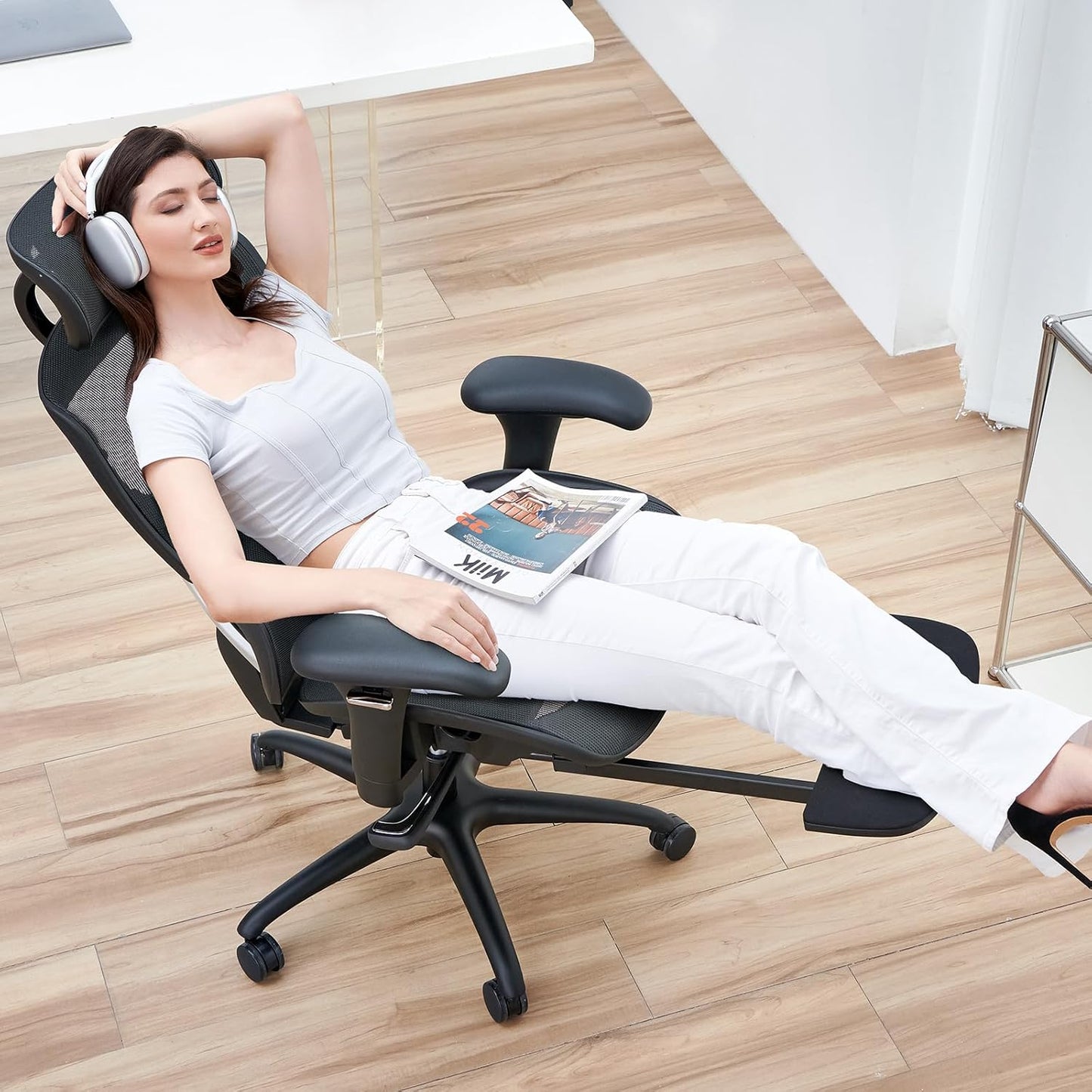 COLAMY Ergonomic Mesh Office Chair with Footrest, Executive High Back Computer Desk Chair with Wide Headrest and Adjustable 3D Arms, Backrest Height, Tilt Lock and Lumbar Support, Black