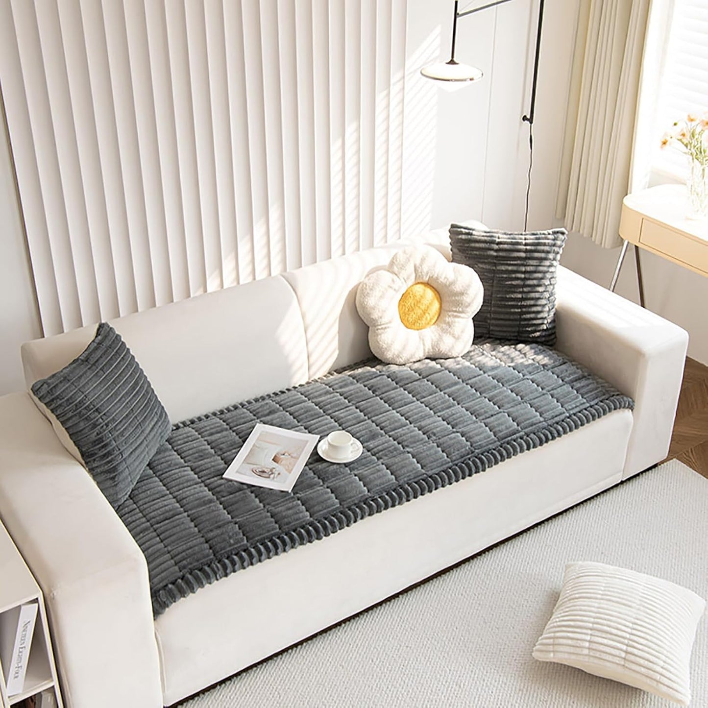 ZQFFB Pet Couch Cover Dogs Washable Non-Slip Couch Protector Pet Friendly Dog Mat for Couches and Sofas