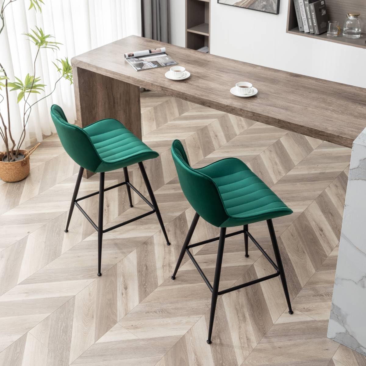 24 Inches Velvet Upholstered Island Stools, Bartools Set of 2, Fabric Counter Stools with Back, Counter Height Bar Chairs with Black Legs for Home Kitchen Island, Green.