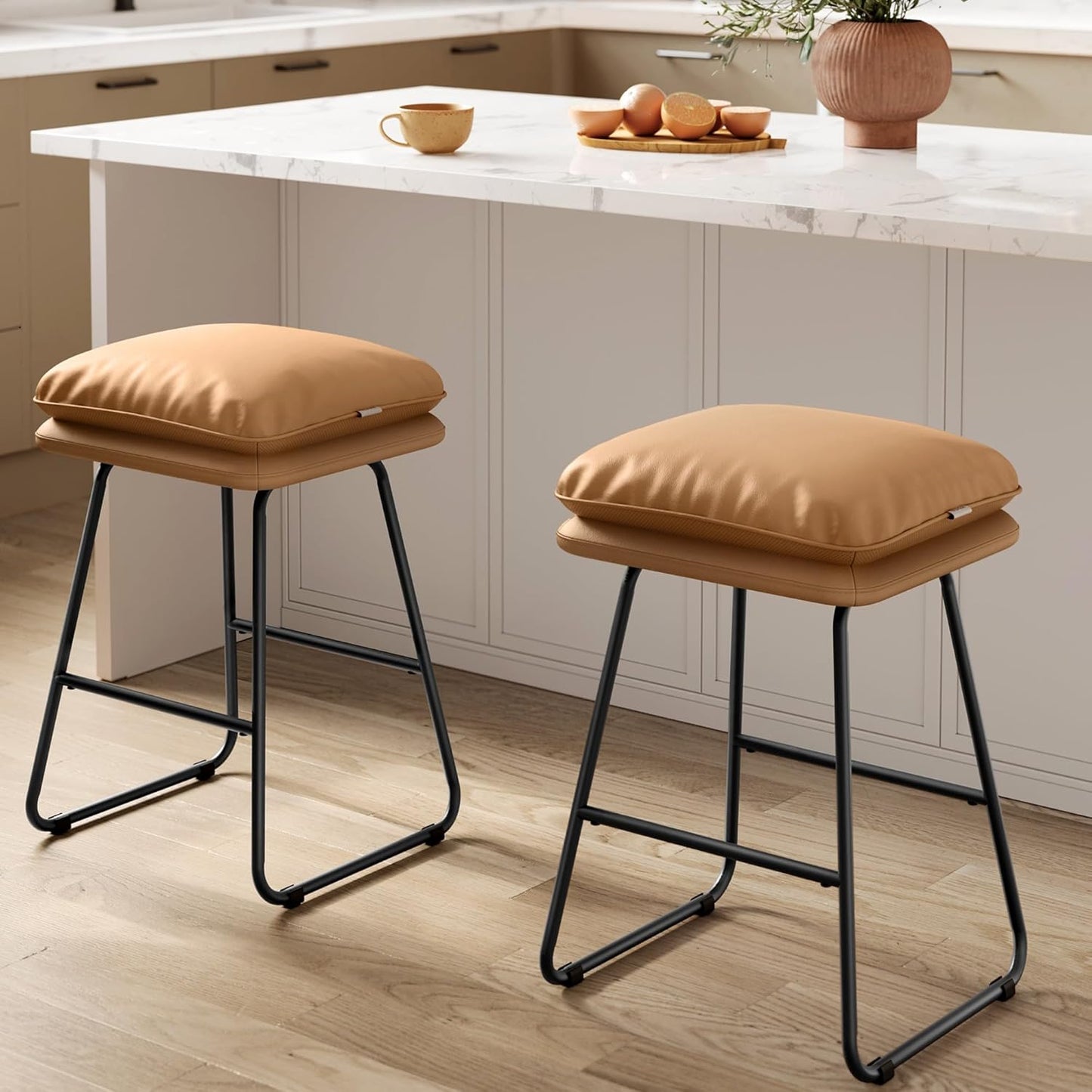 VASAGLE Bar Stools Set of 2, Counter Height Bar Stools, Leather Counter Stools Barstools with Soft Cushion and Metal Sled Legs, 25.6 Inches Bar Height Bar Chairs for Kitchen Island, Caramel Brown