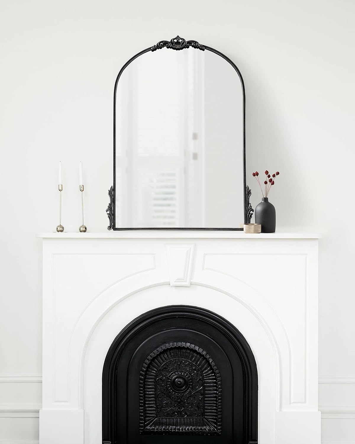 Kate and Laurel Myrcelle Traditional Arched Mirror; 25 x 33; Black; Decorative Vintage Arch Mirror with Ornate Garland Detailing Along The Crown and Edges of The Frame