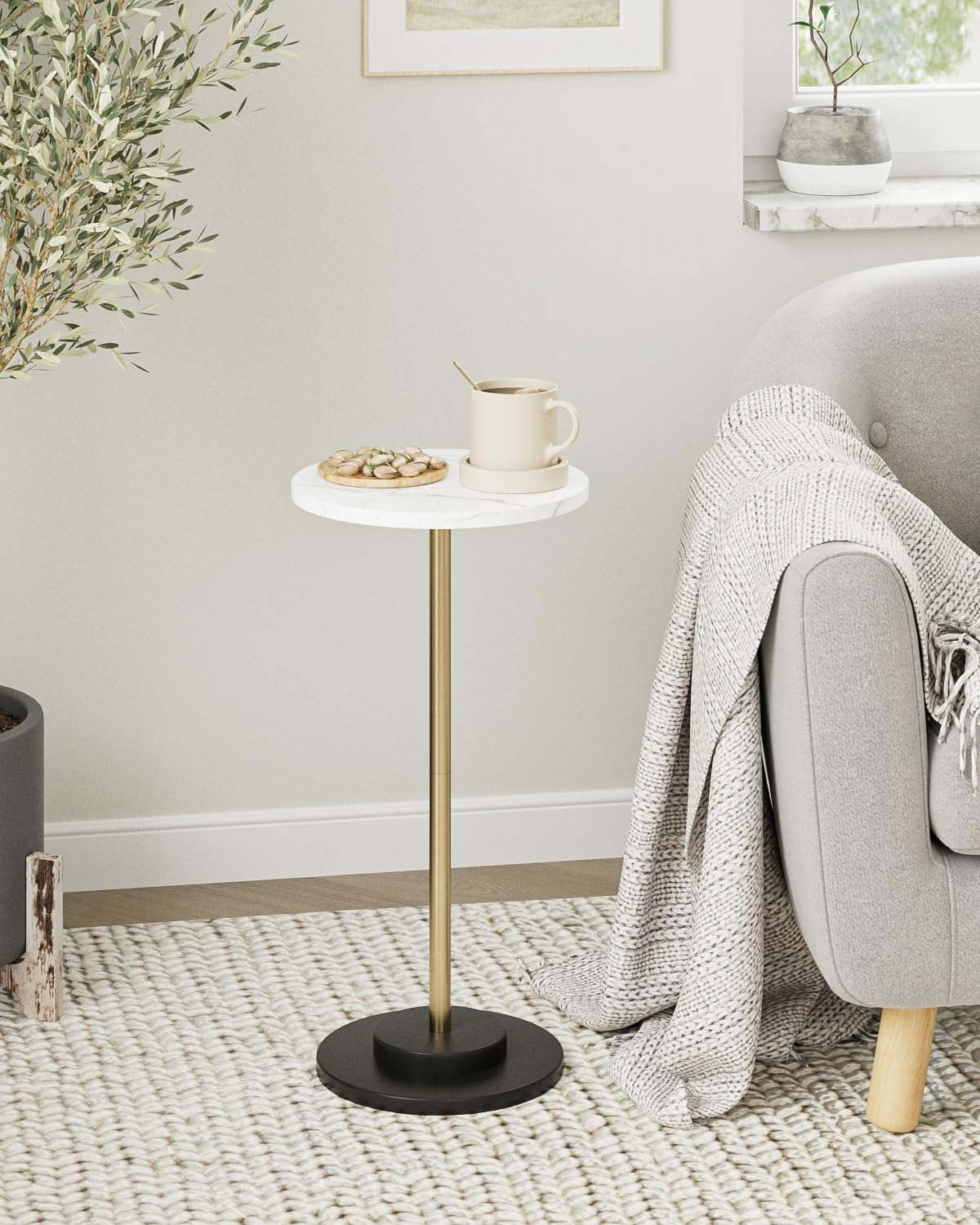 Round Side Table, Small Drink Table for Small Spaces, Modern Accent End Table Coffee Table with Metal Leg for Living Room, Bedroom, Corners, and Office (White Marble)