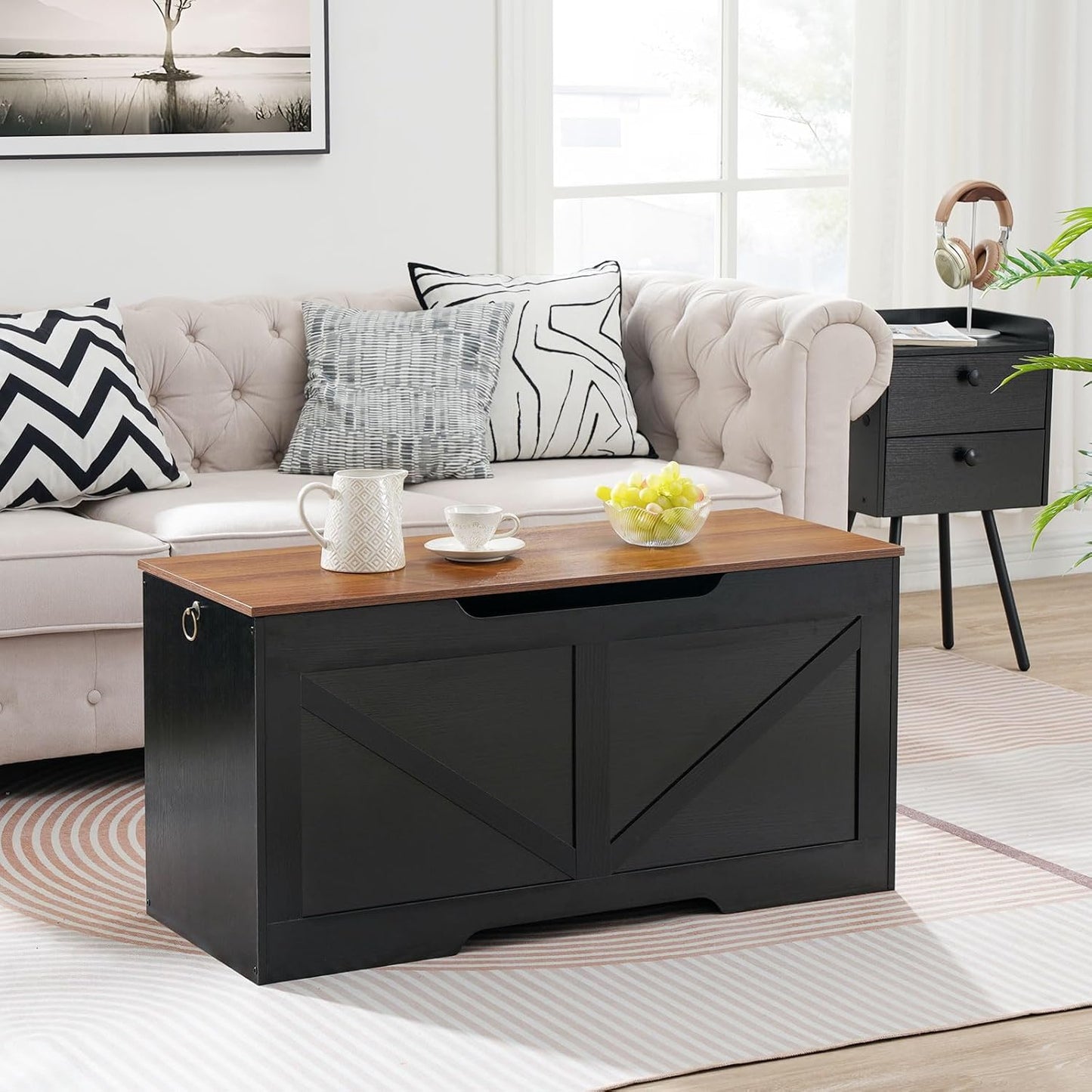 HOOBRO Storage Bench, 39.4" Retro Wooden Storage Chest with U-Shaped Cut-Out Pull, Safety Hinge, Supports 220 lb and Easy Assembly for Toy Box Organizer (Black and Walnut) BH771CW01