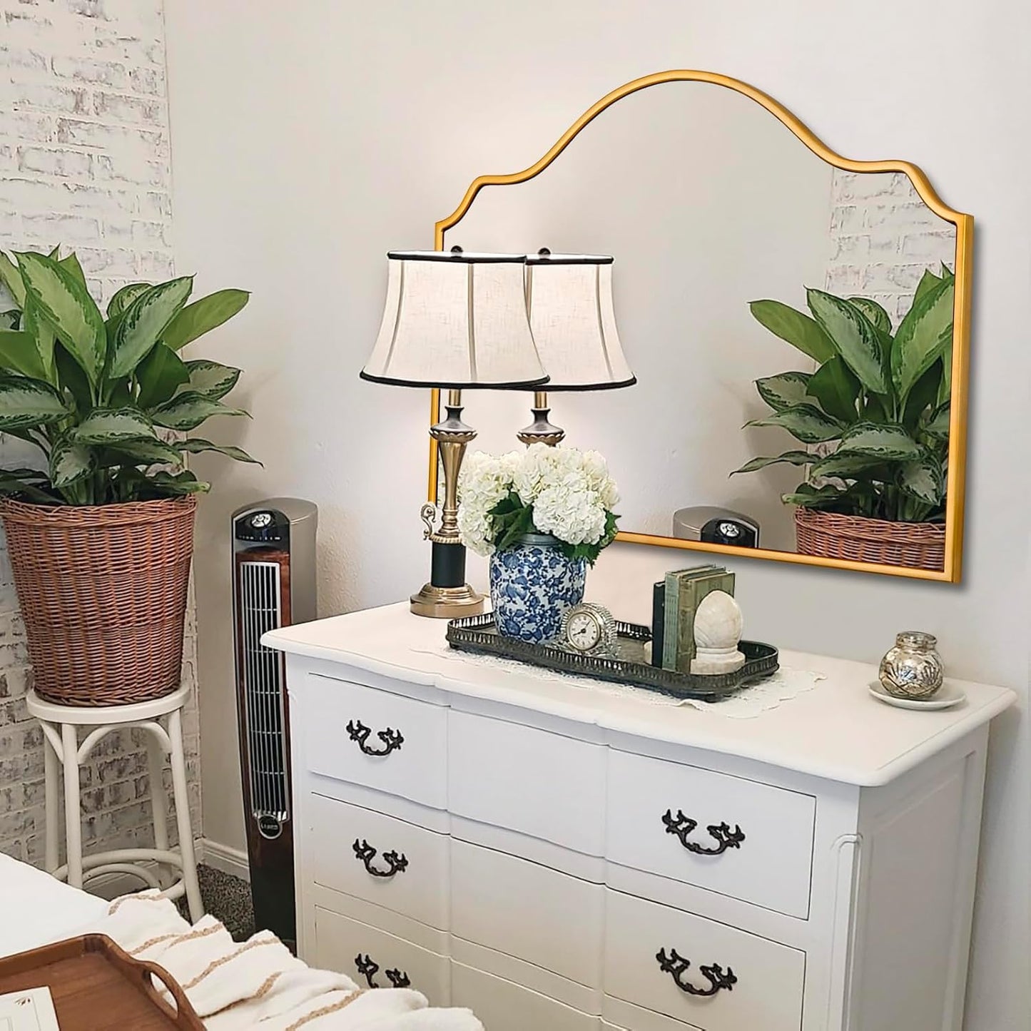 Chende Gold Arched Mirror, Large Wall Mirror for Fireplace Decor with Wooden Frame, 40'' x 28'' Elegant Decorative Mirror for Living Room, Dining Room, Entryway