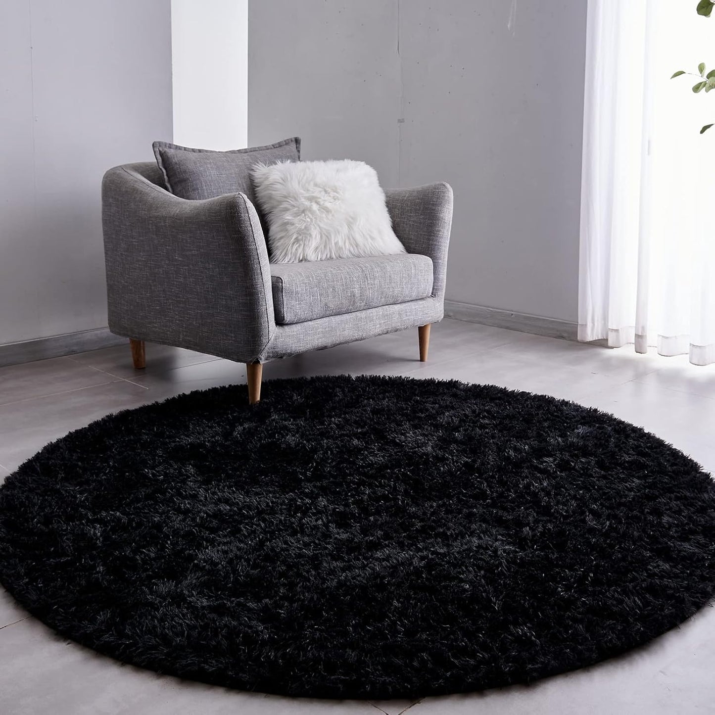 FJZFING Black Round Rug Ultra-Soft Plush Modern 7x7 Circle Area Rug for Kid's Bedroom, Fluffy Shag Circular Rug for Nursery Room, Non-Slip Home Decor Cute Black Carpet for Teen's Room