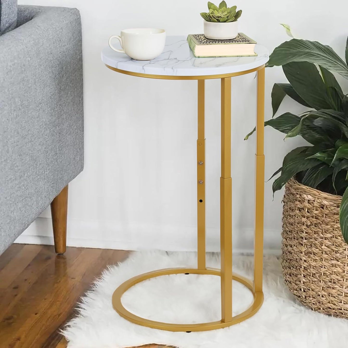 Serteaw C-Shaped End Table, Sturdy Side Table for Couch Sofa Bedside Small Space,C Snack Table TV Tray Record Player Stand Small Tables for Living Room Bedroom,Easy to Assemble,Gold