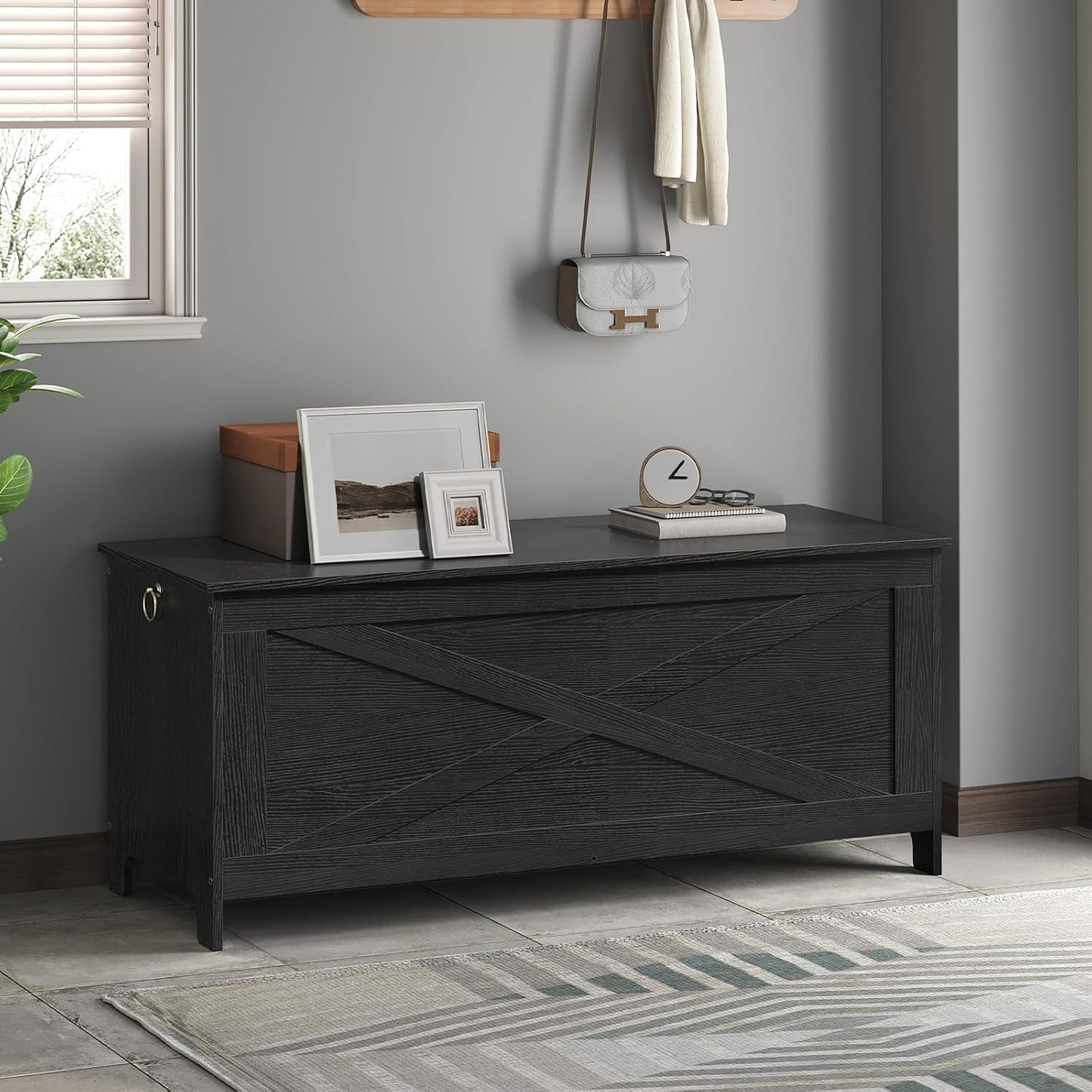 47.2" Toy Chest, Sturdy Entryway Storage Chest with Safety Hinge, Retro Toy Box, Wooden Look Accent Furniture for Living Room, Bedroom, Black SCBK48801