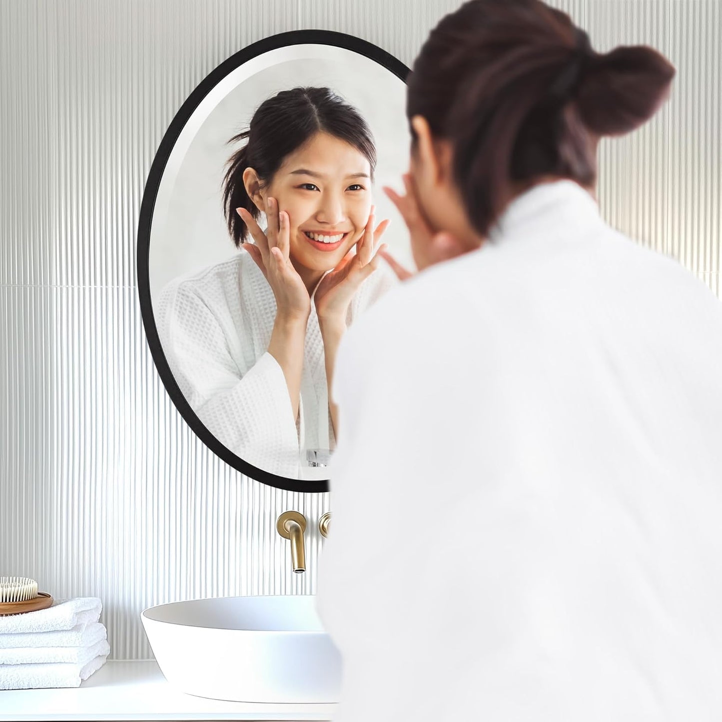 OVALCREST - Oval Wooden Beveled Wall Mirror for Home Decor, Bathroom, Vanity, Bedroom, Living Room, Hallway - London Style (Matte Black) 25.1 x 31.1