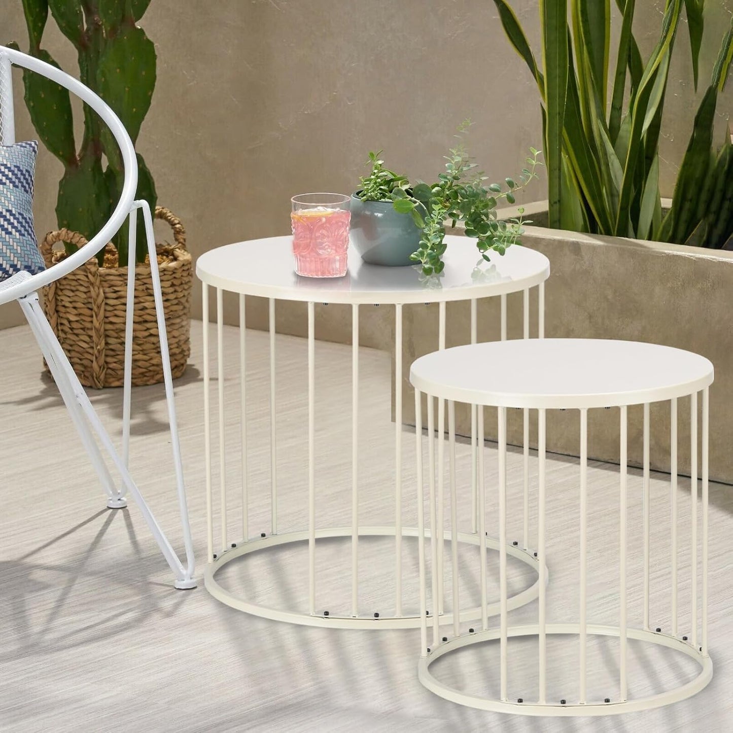 SUNNYPARK Outdoor Side Table Set of 2, Metal Circle Accent End Tables for Balcony Backyard Garden Indoor Living Room, Durable Black Nesting Coffee Tables, 20”+16” Dia