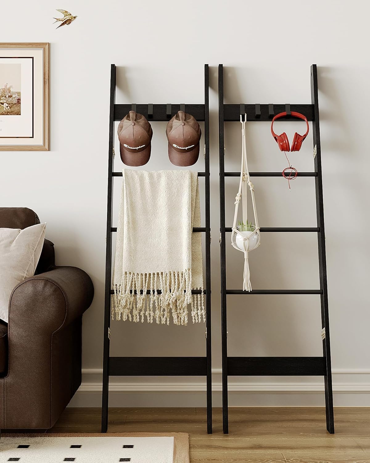 Blanket Ladder for Living Room, Decorative Quilt Rack with 4 Removable Hooks, 5-Tier Farmhouse Ladder Holder Shelf Organizer for Bedroom, Black BR02104B