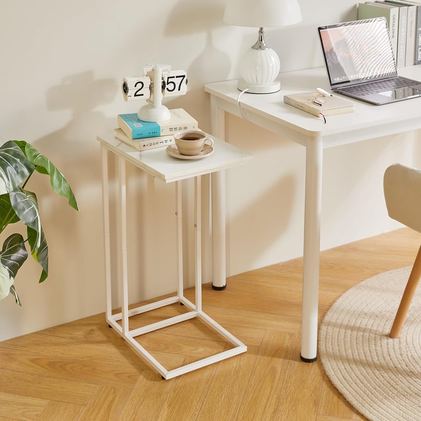 C Shaped End Table, Small Side Table for Sofa and Bed, White Bedside Table, Laptop Desk for Couch 16x12x25 inch Faux Marble+White YD-TM051W