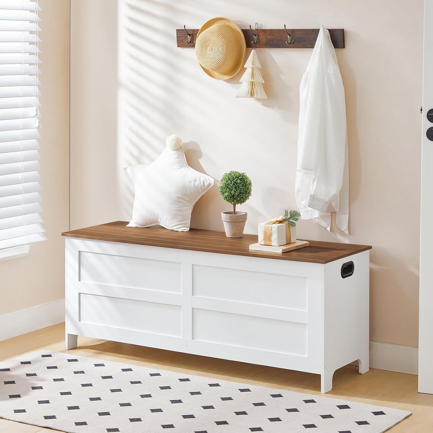 Storage Chest, 47.2” Large Toy Chest, Entryway Storage Trunk, Storage Bench with Safety Hinge, Entrance Bench for Living Room, Entrance, Bedroom, White+Walnut SCBZ48901