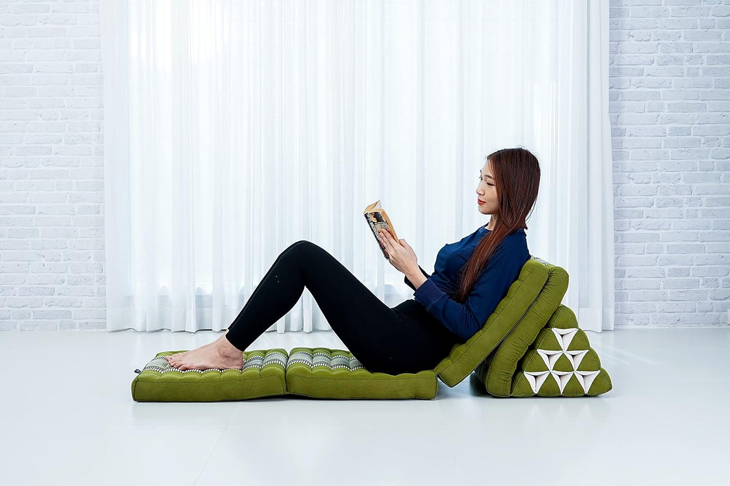 Leewadee Comfortable Japanese Floor Mattress - Thai Floor Bed with Triangle Cushion - Futon Mattress - XL Extra Long Thai Massage Mat, 89 x 20 inches, Green, Kapok Filling