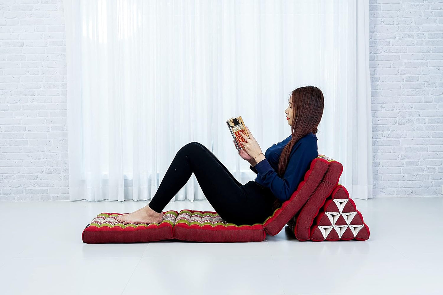 Leewadee Comfortable Japanese Floor Mattress - Thai Floor Bed with Triangle Cushion - Futon Mattress - XL Extra Long Thai Massage Mat, 89 x 20 inches, Green Red, Kapok Filling