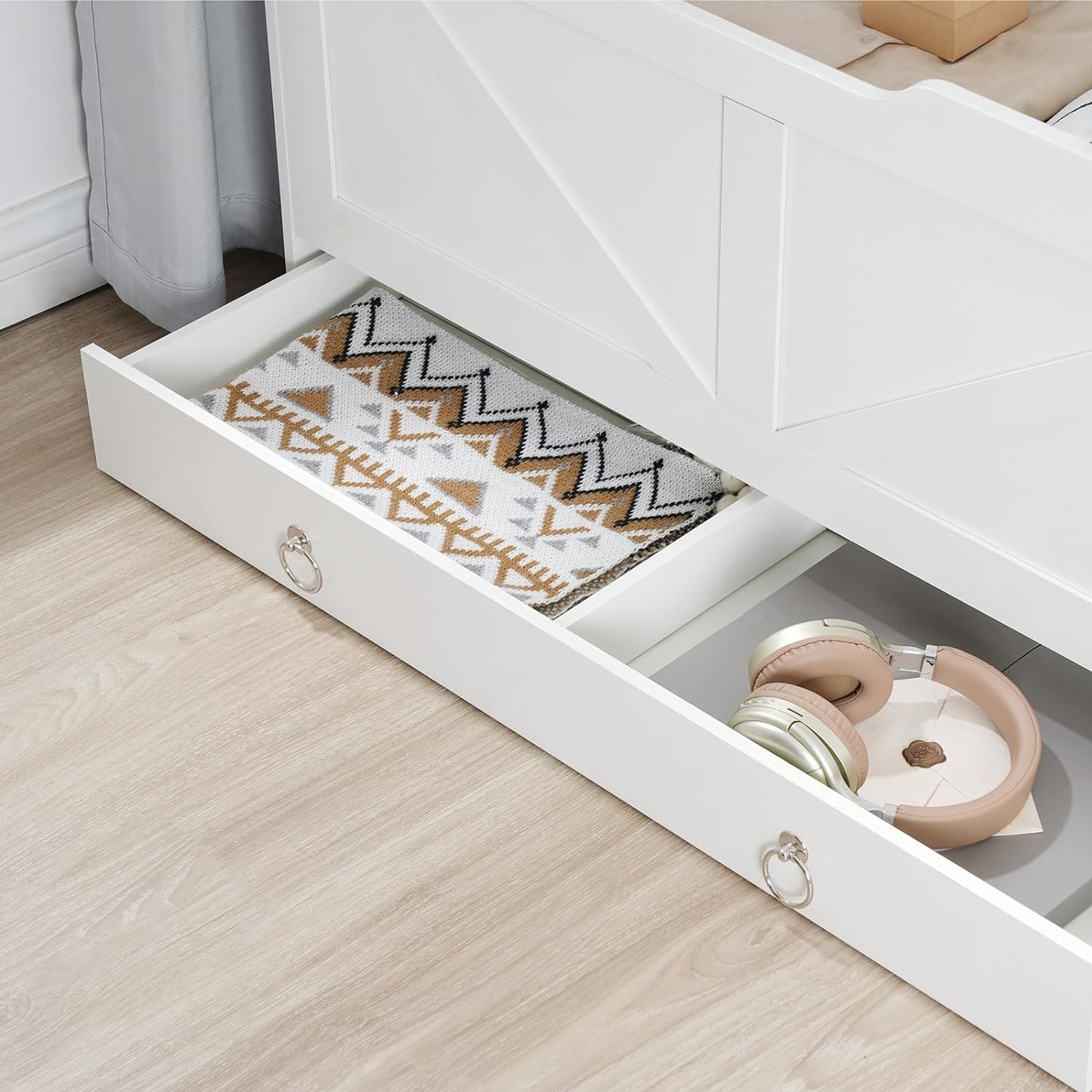 HOOBRO Storage Chest, 39.3" Toy Chest with Drawer, Wooden Storage Bench, Sturdy Entryway Bench Supports 220 lb, Shoe Bench, Safety Hinge, U-Shaped Opening, Easy Assembly, White WT710CW01G1