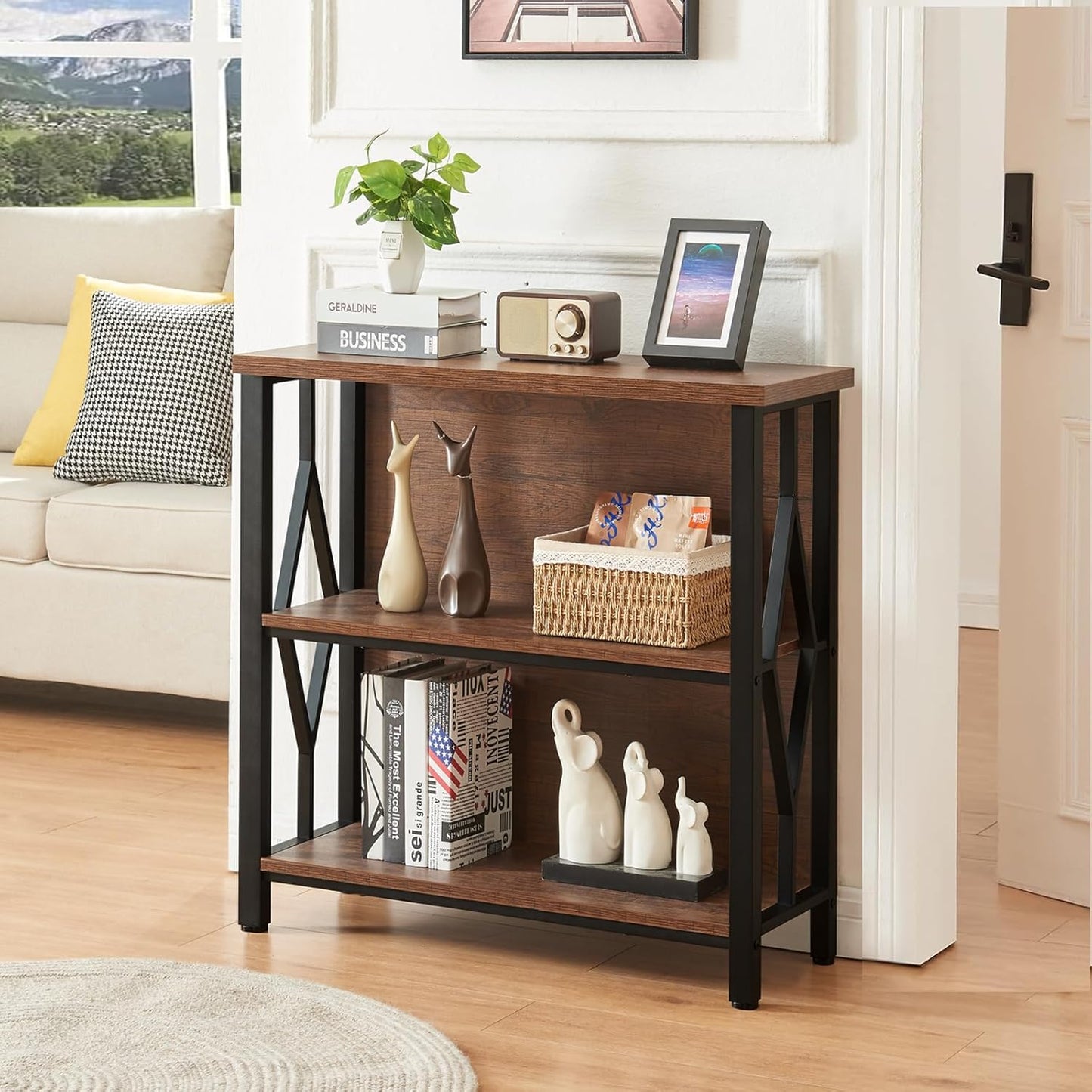 HOMISSUE Bookshelf, 3-Tier Rustic Small Bookshelf, Industrial Shelf Bookcase with Engineered Wood Shelves, Low Bookcase with Storage, Small Shelf for Living Room, Bedroom and Office, Rustic Brown