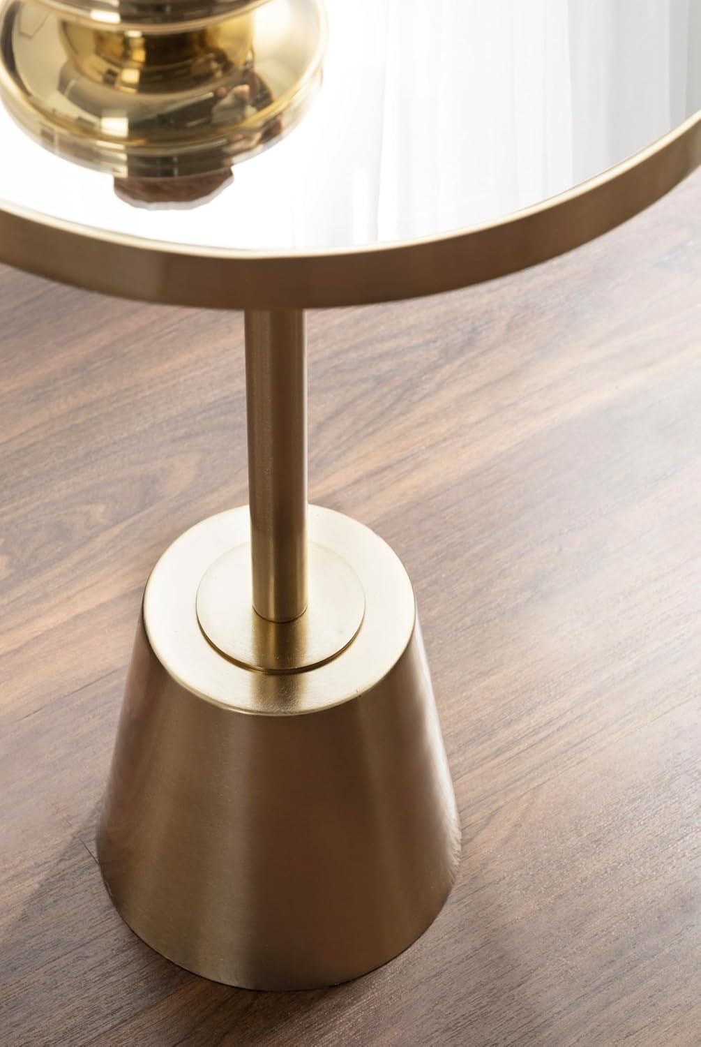 Kate and Laurel Tira Elegant Round Mirrored Side Table, 14 x 14 x 24, Gold, Modern Glam Circle End Table for Use as Bedroom Nightstand or Living Room Plant Stand Table