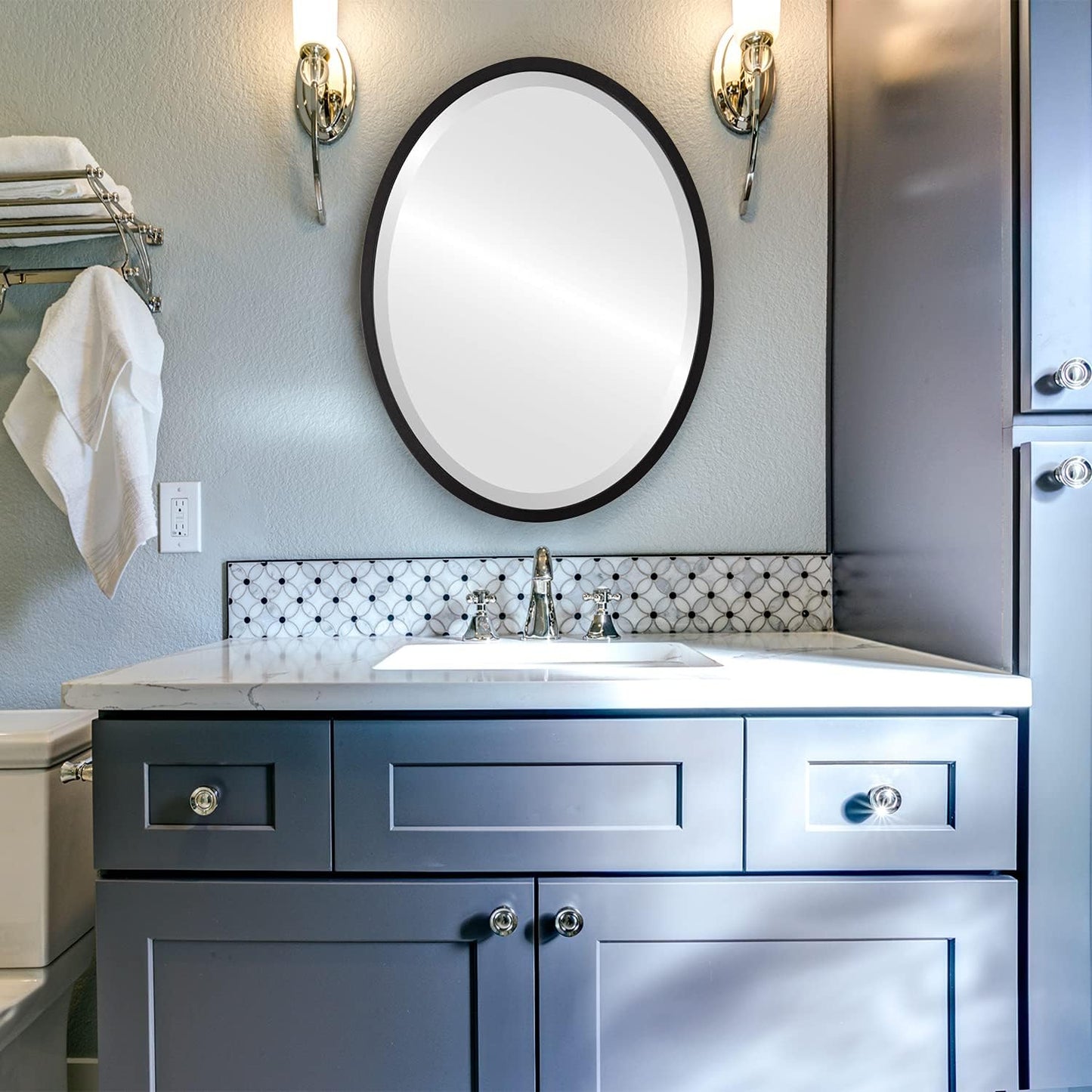 OVALCREST - Oval Wooden Beveled Wall Mirror for Home Decor, Bathroom, Vanity, Bedroom, Living Room, Hallway - London Style (Matte Black) 13.1 x 17.1