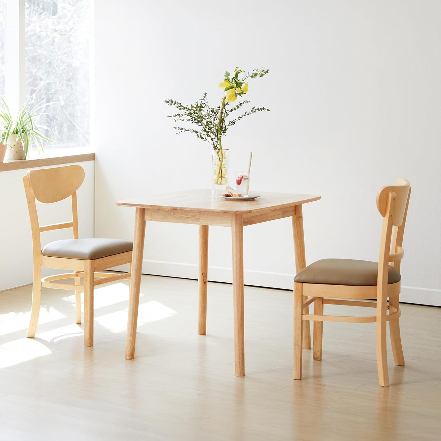 Livinia Aslan 29.5" Malaysian Oak Square Wooden Dining Table/Small Solid Wood Kitchen Desk (Natural Oak)